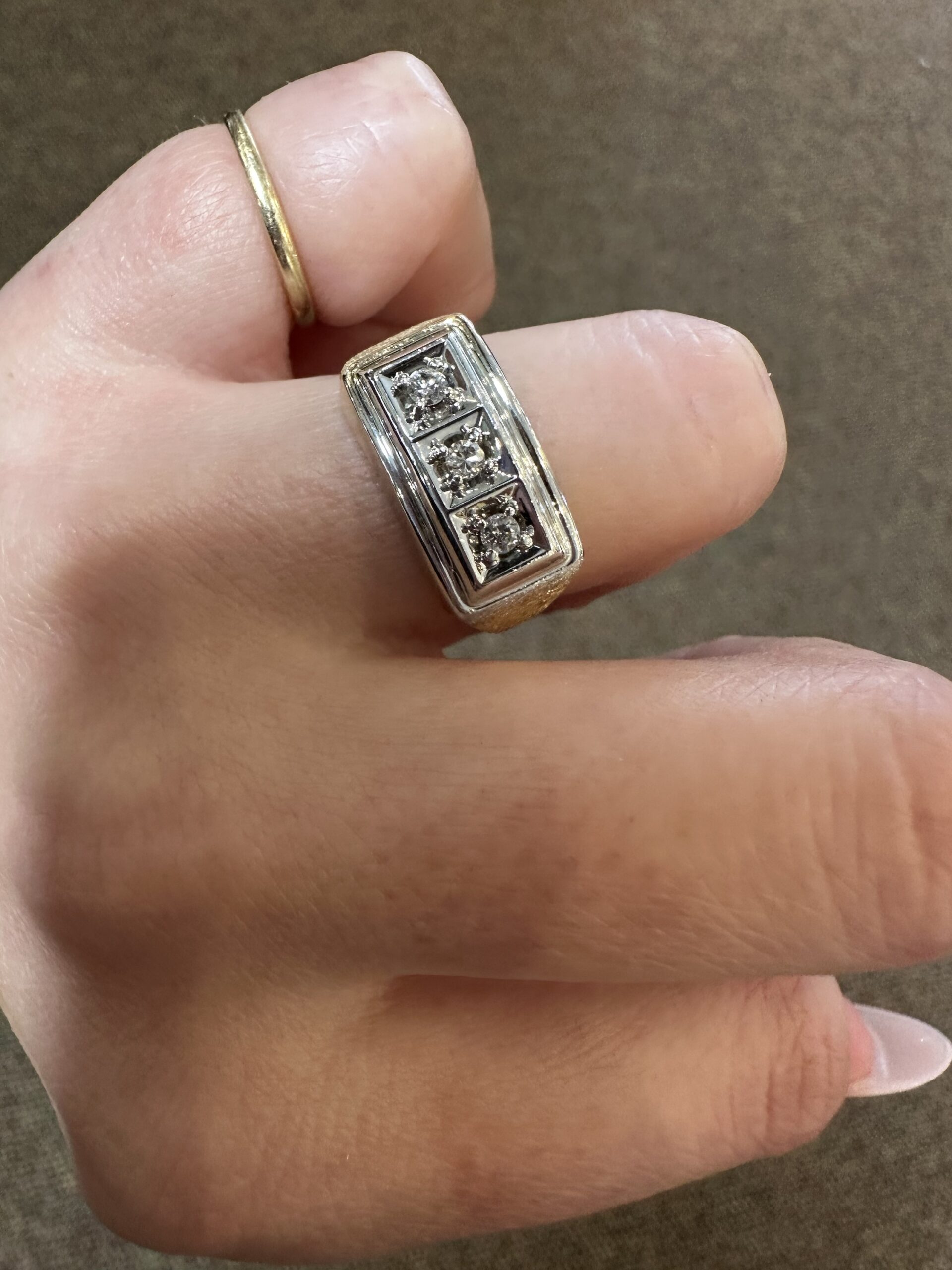 Vintage 14k 2tone .12 Cttw Genuine Round Brilliant Cut Diamond Ring - Image 22