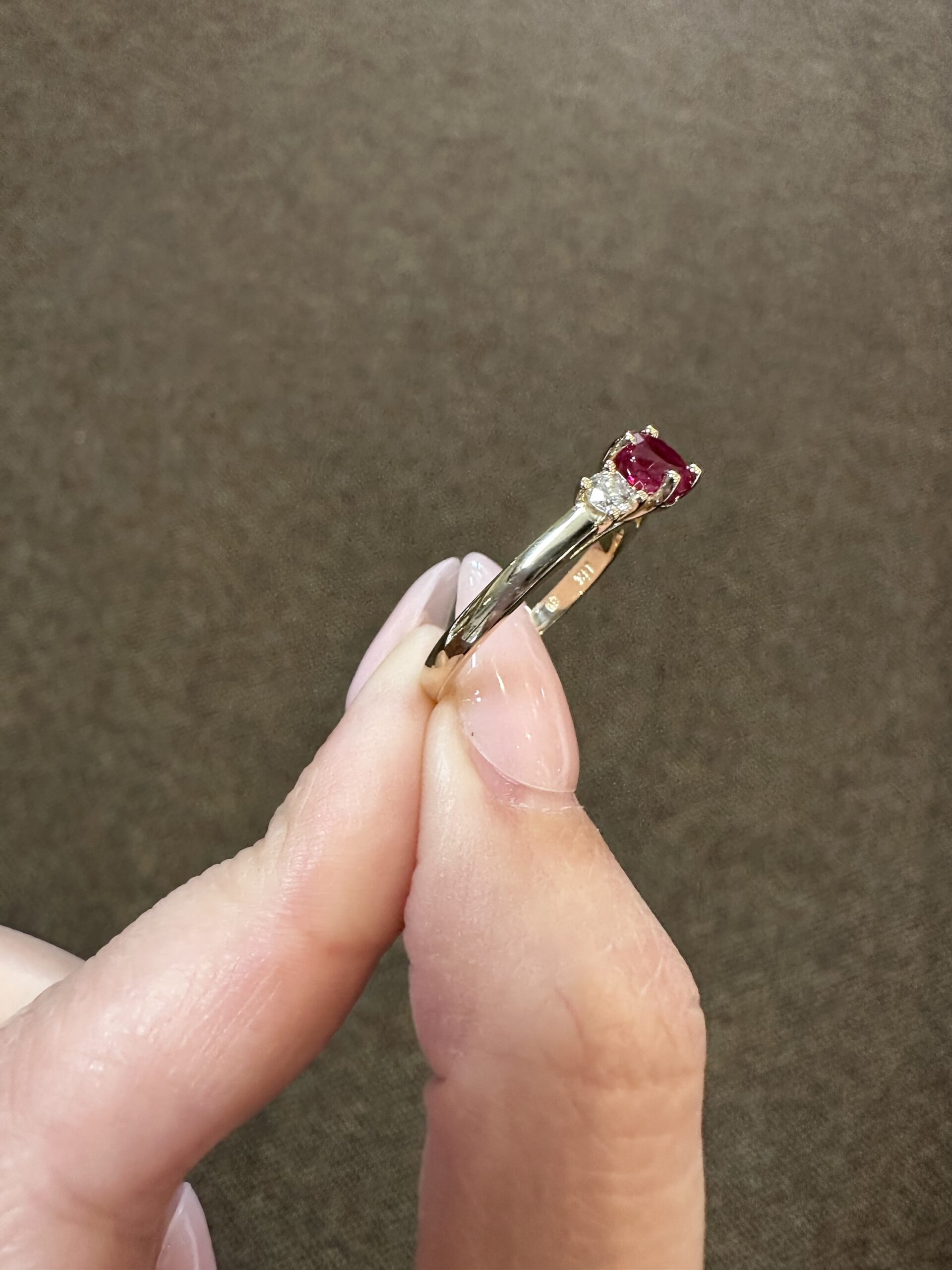 14k Yellow Gold Genuine 1.08 Carat Fine Ruby & Diamond Baguette Ring - Image 18