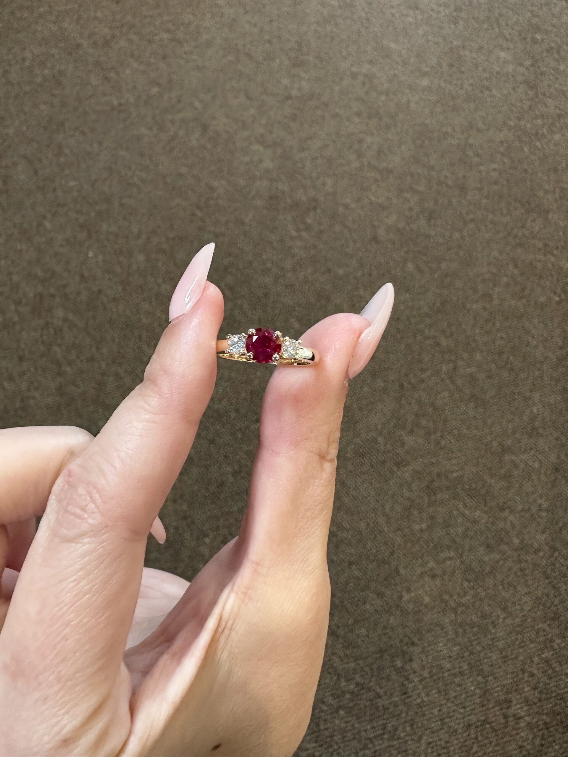 14k Yellow Gold Genuine 1.08 Carat Fine Ruby & Diamond Baguette Ring - Image 8