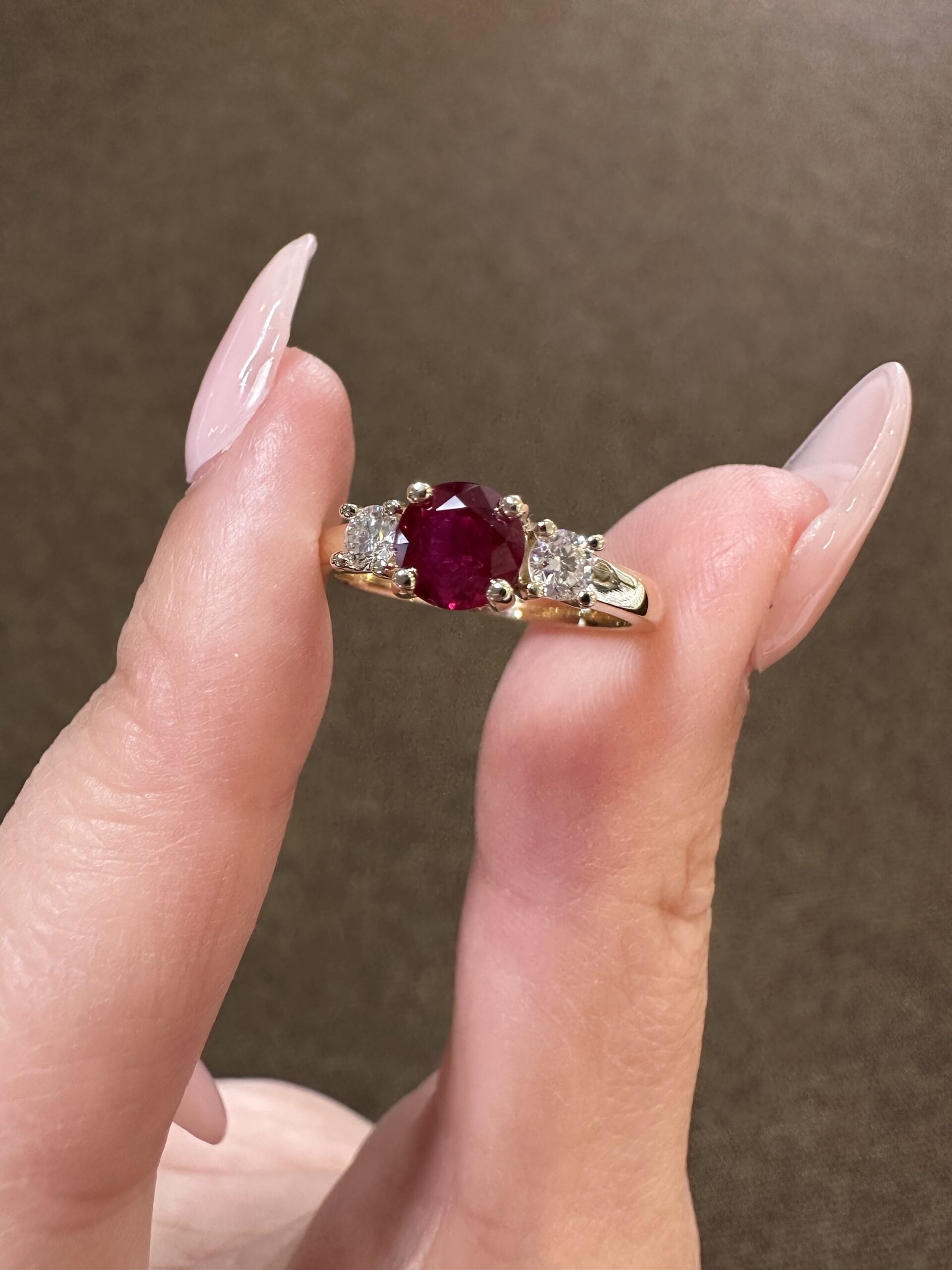 14k Yellow Gold Genuine 1.08 Carat Fine Ruby & Diamond Baguette Ring - Image 3