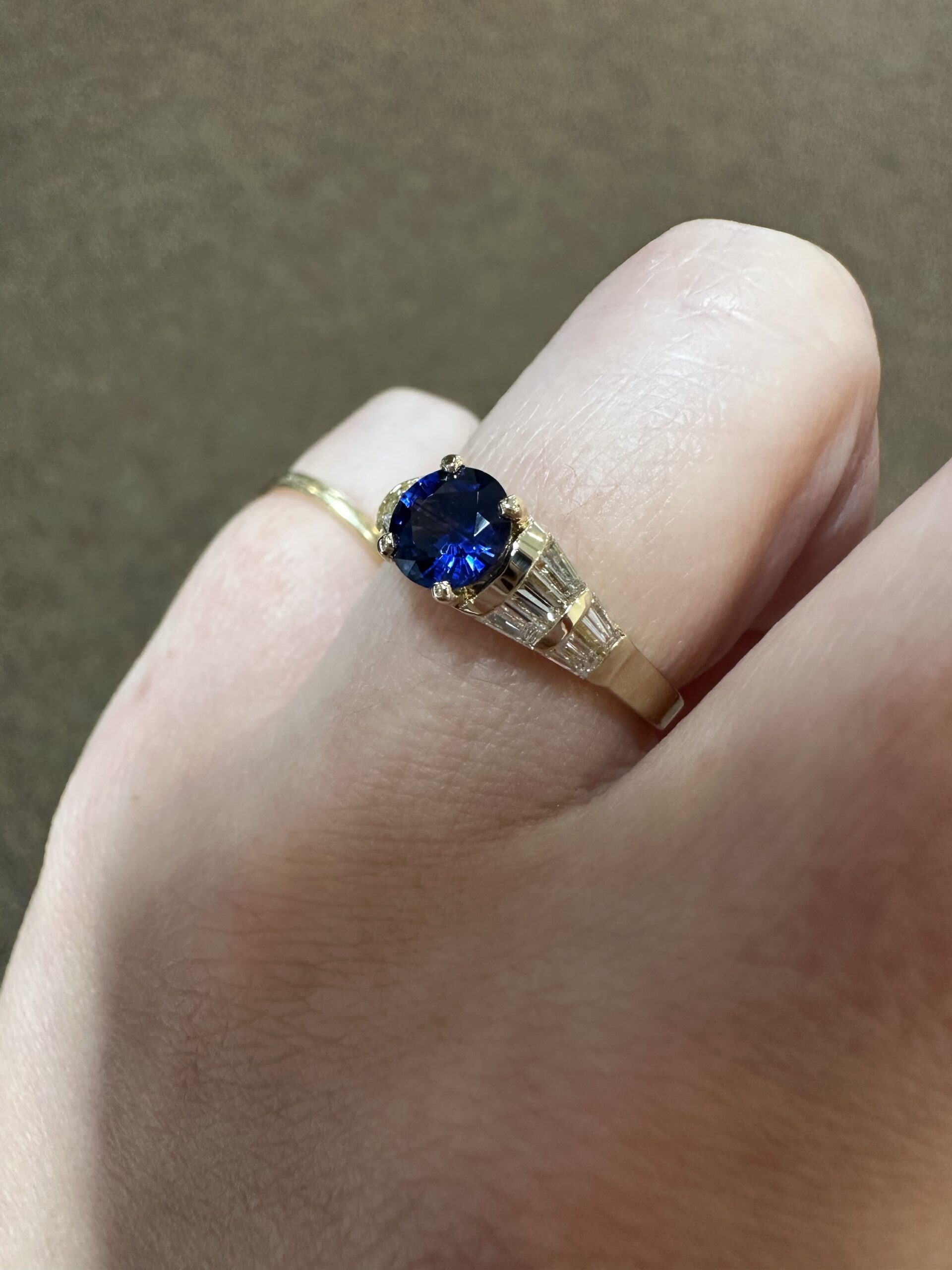 14k Yellow Gold Genuine .93 Carat Sapphire & Diamond Baguette Ring - Image 16