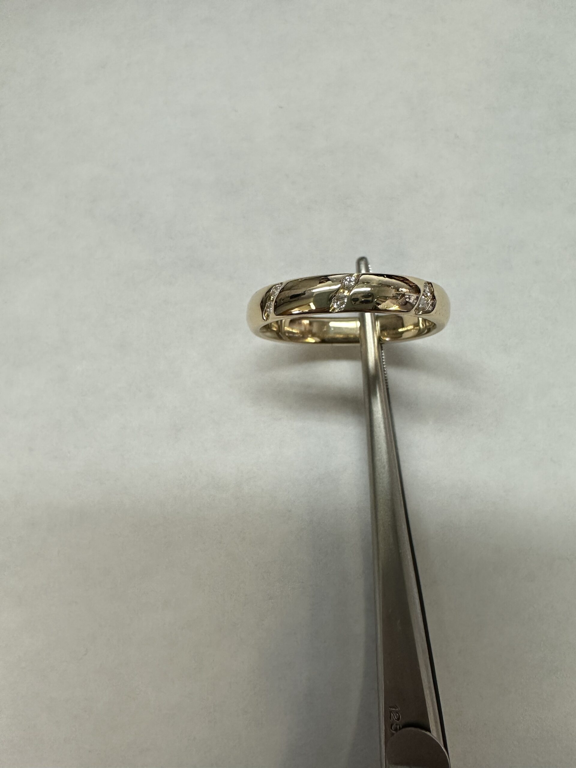 Vintage 14k Yellow Gold .06 Cttw Diamond Band