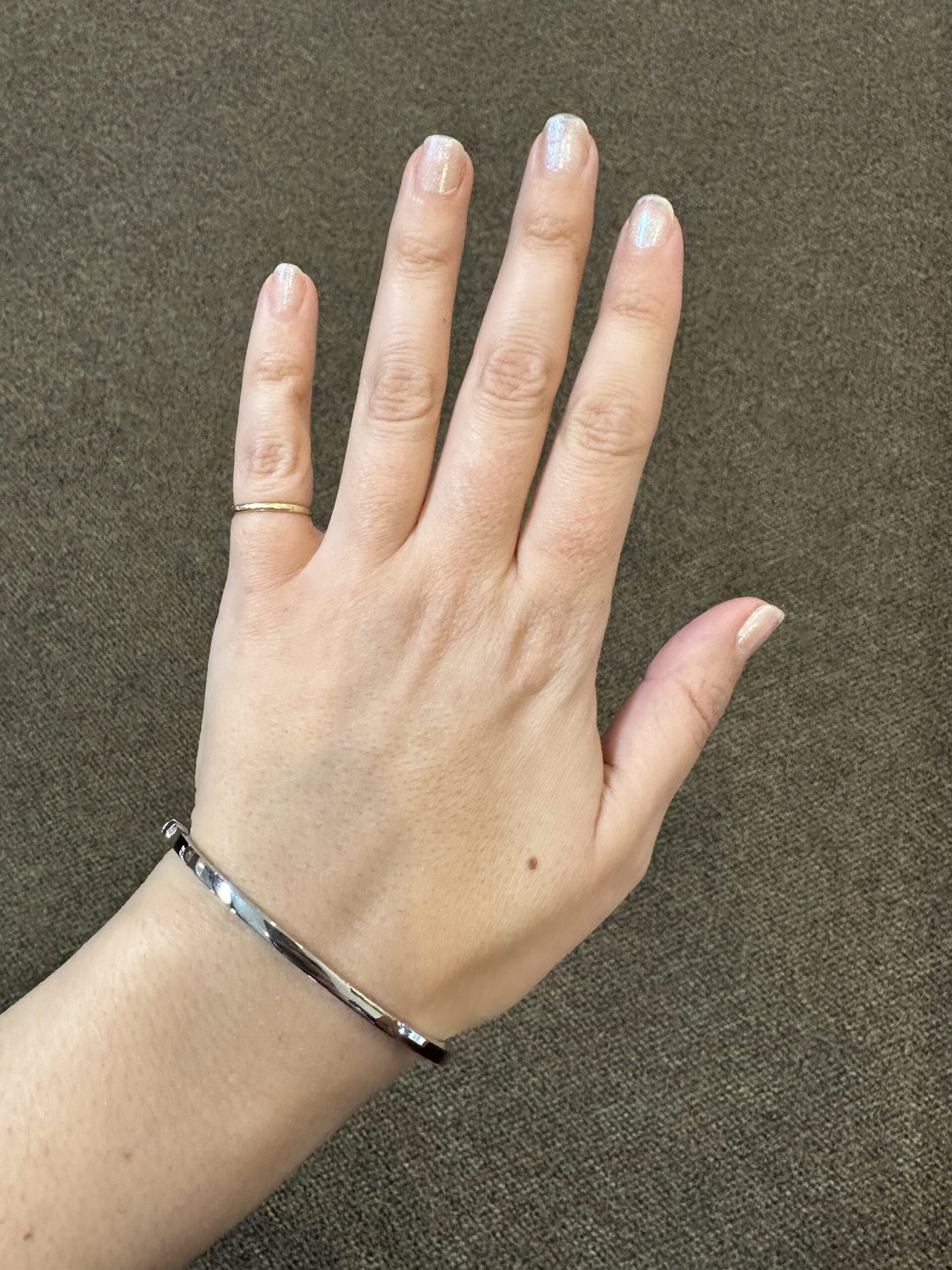 18k White Gold 3 MM Oval Shaped, Hinged Bangle Bracelet - Image 26