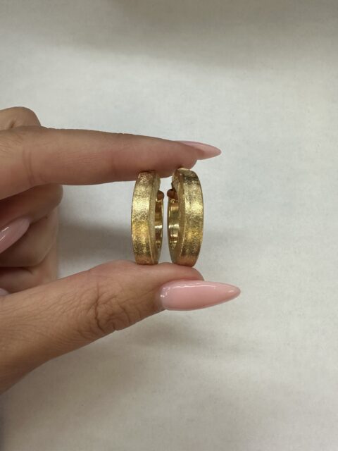 18k Yellow Gold Hoop Earrings With Satin Finish