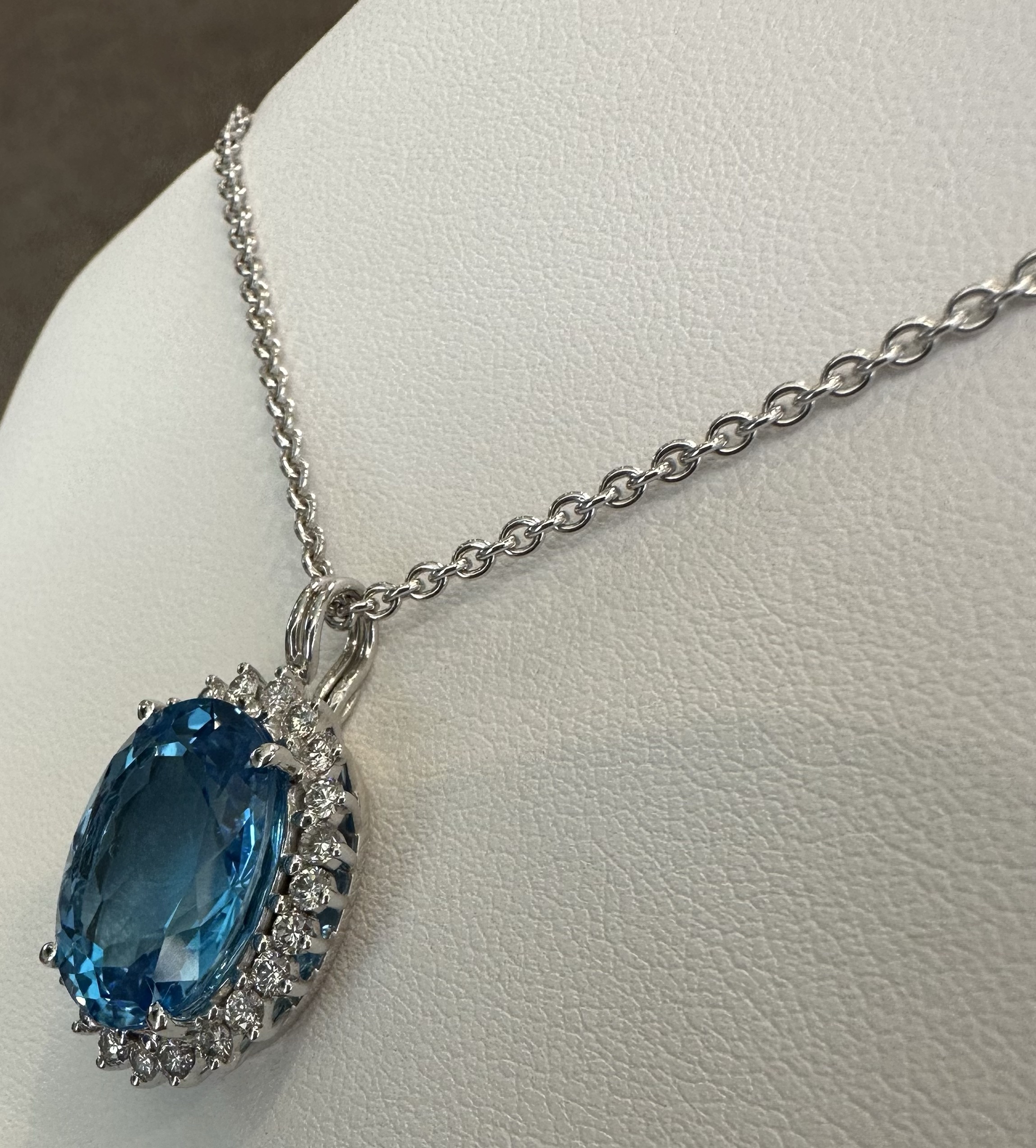 18k White Gold Genuine Blue Topaz & 3/4 Cttw Round Brilliant Cut Diamond Cluster Pendant - Image 12