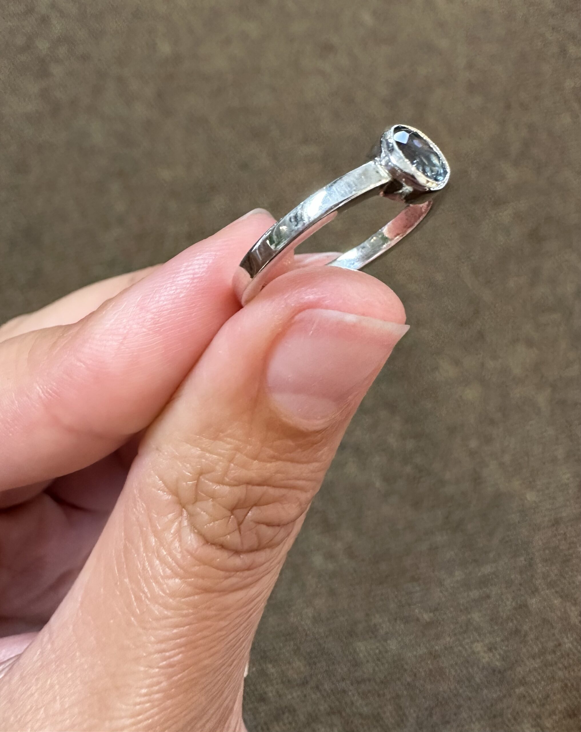 Sterling Silver Bezel Set Genuine .42 Cttw Aquamarine Ring - Image 3