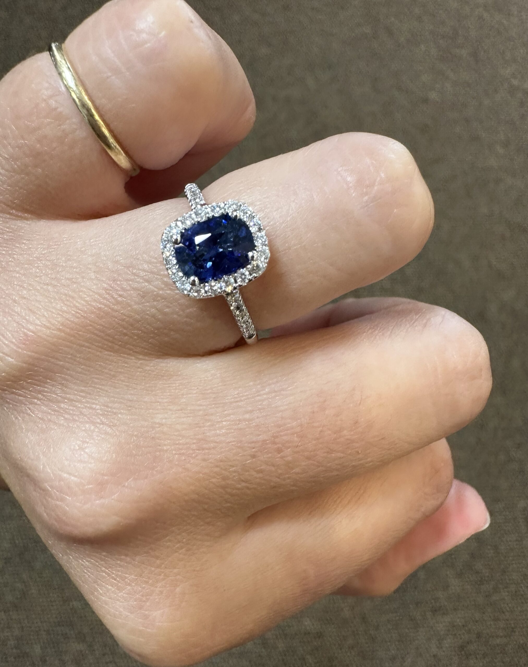 14k White Gold Genuine 1.36 Carat Ceylon Sapphire & Diamond Halo Ring - Image 16