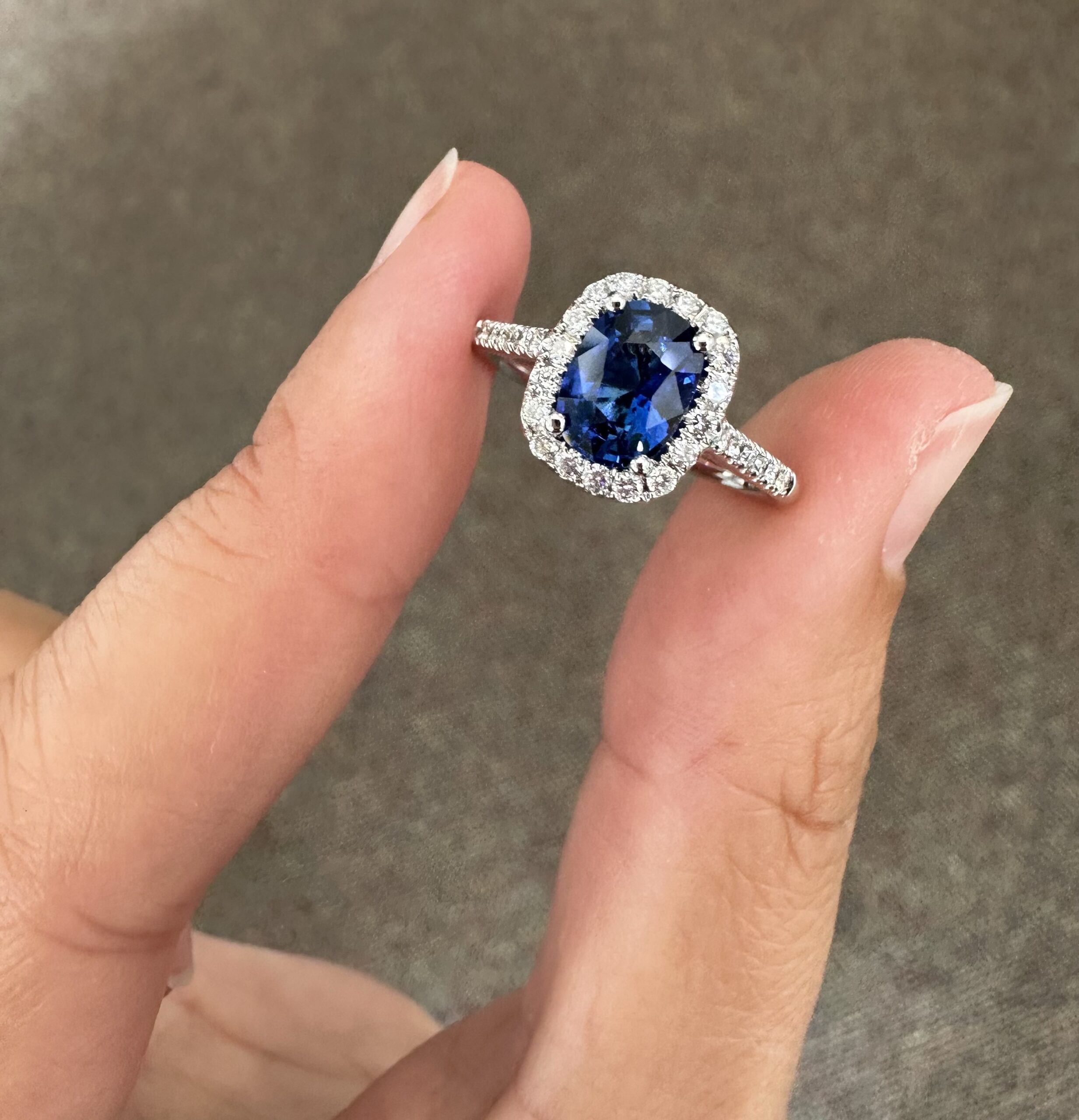14k White Gold Genuine 1.36 Carat Ceylon Sapphire & Diamond Halo Ring - Image 19