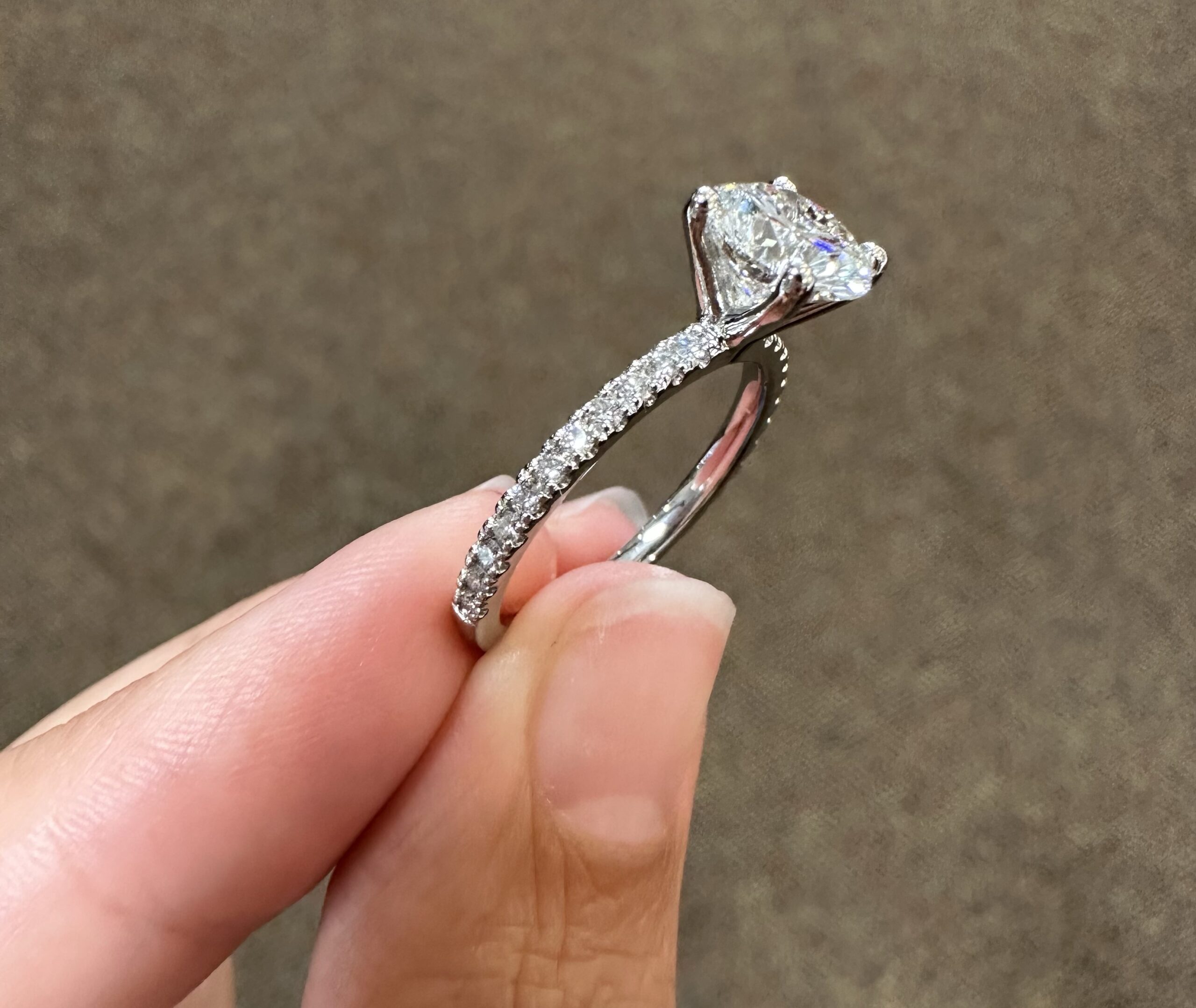 Platinum GIA Certified 1.51 Carat Round Brilliant Cut Diamond Solitaire - Image 6