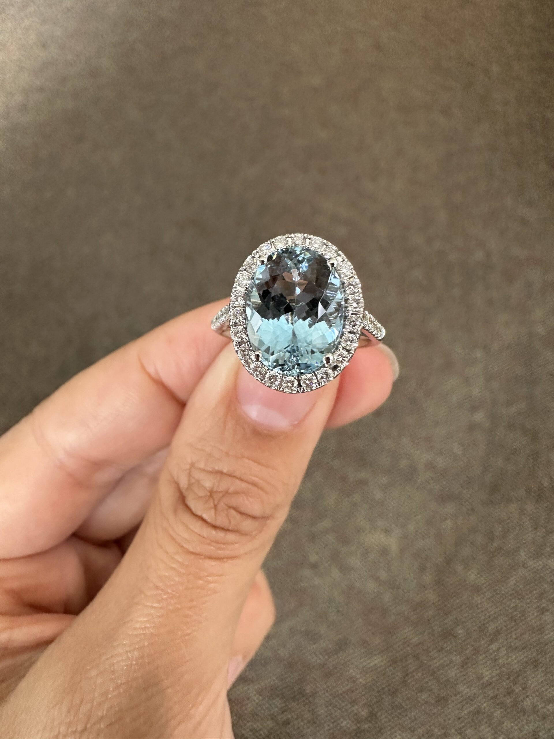 14k White Gold Genuine 3.82 Carat Aquamarine & Diamond Halo Ring - Image 18
