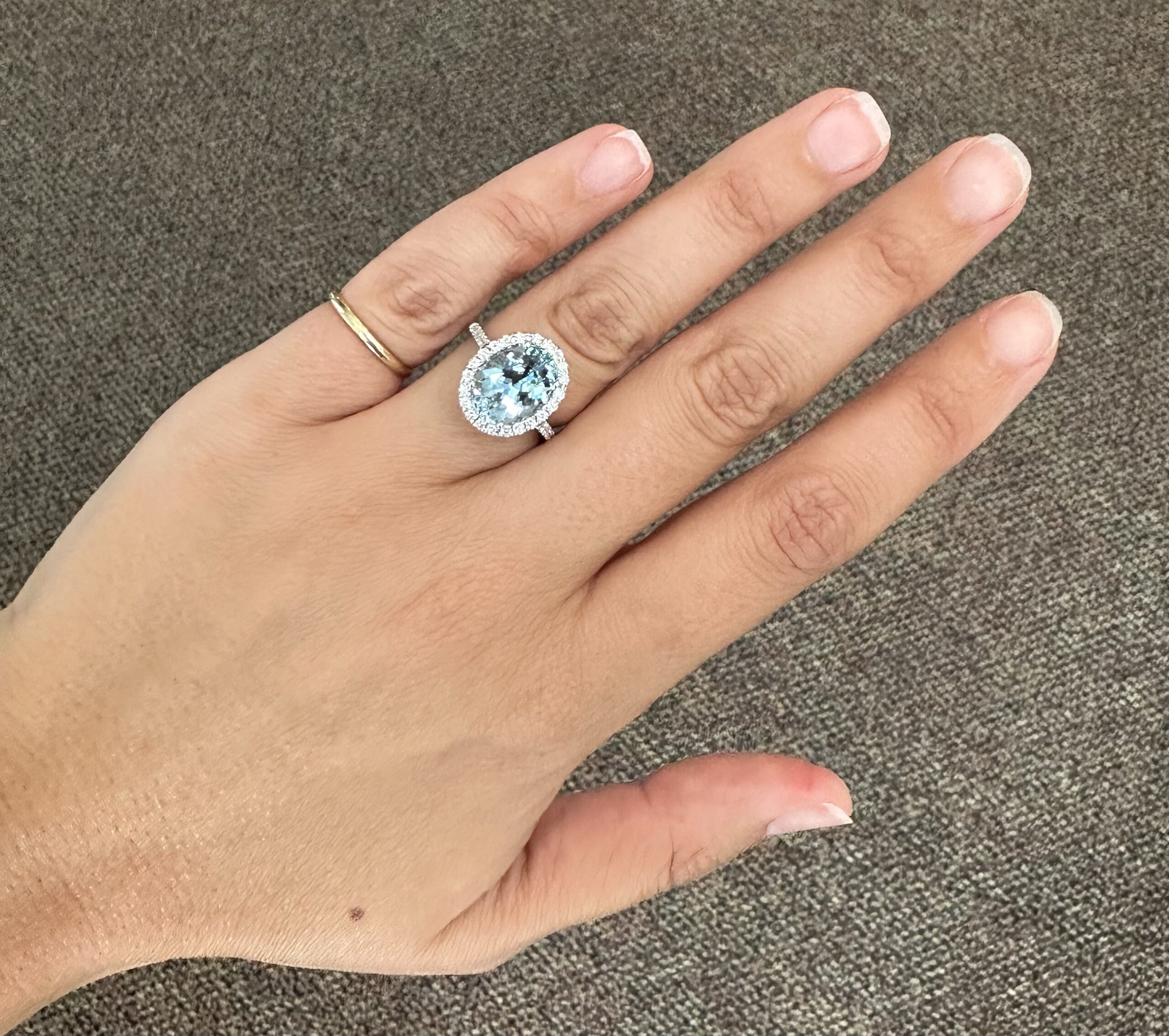 14k White Gold Genuine 3.82 Carat Aquamarine & Diamond Halo Ring - Image 28