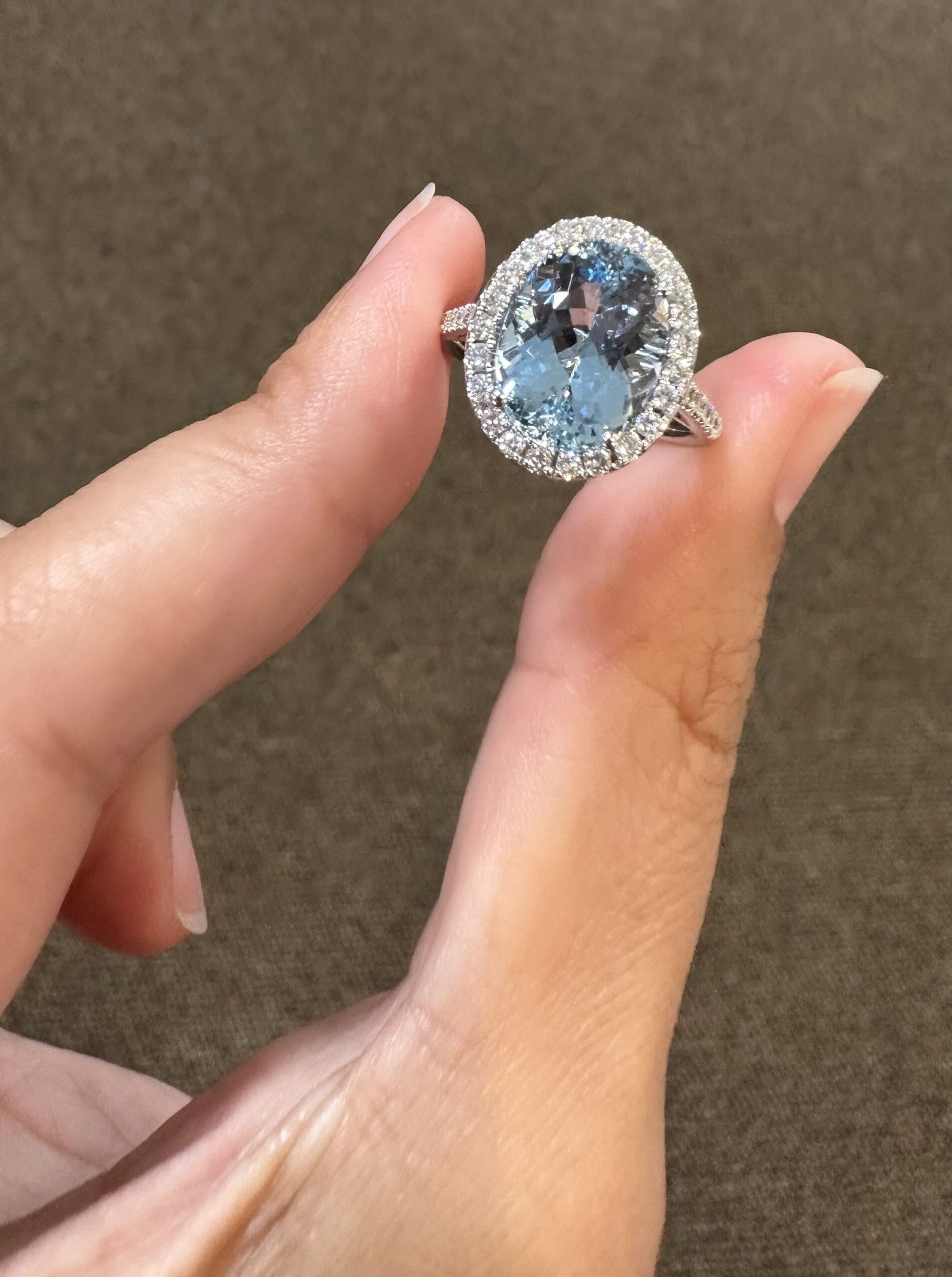 14k White Gold Genuine 3.82 Carat Aquamarine & Diamond Halo Ring - Image 43