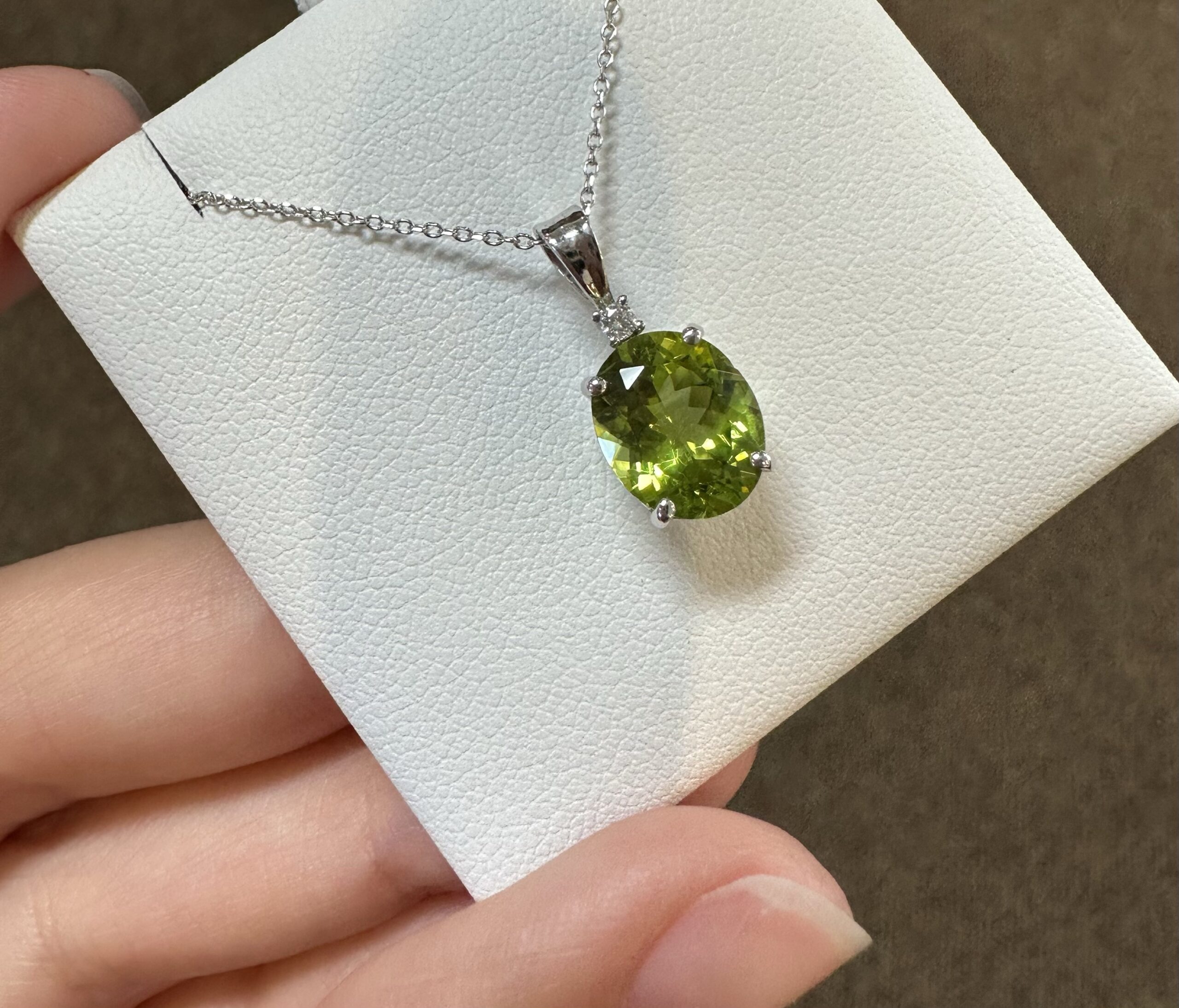 14k White Gold Genuine 2.73 Carat Peridot & Diamond Pendant - Image 10