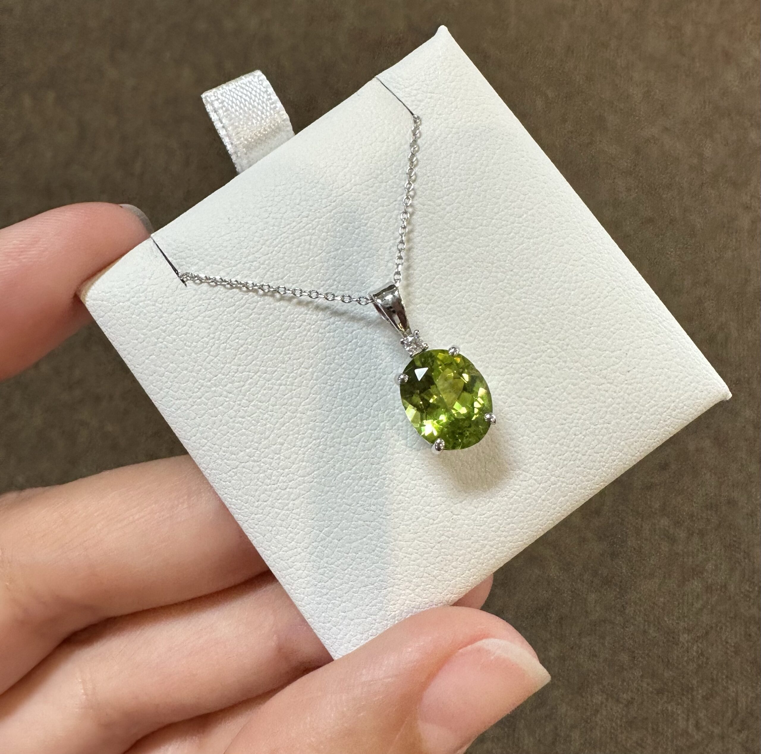14k White Gold Genuine 2.73 Carat Peridot & Diamond Pendant - Image 9