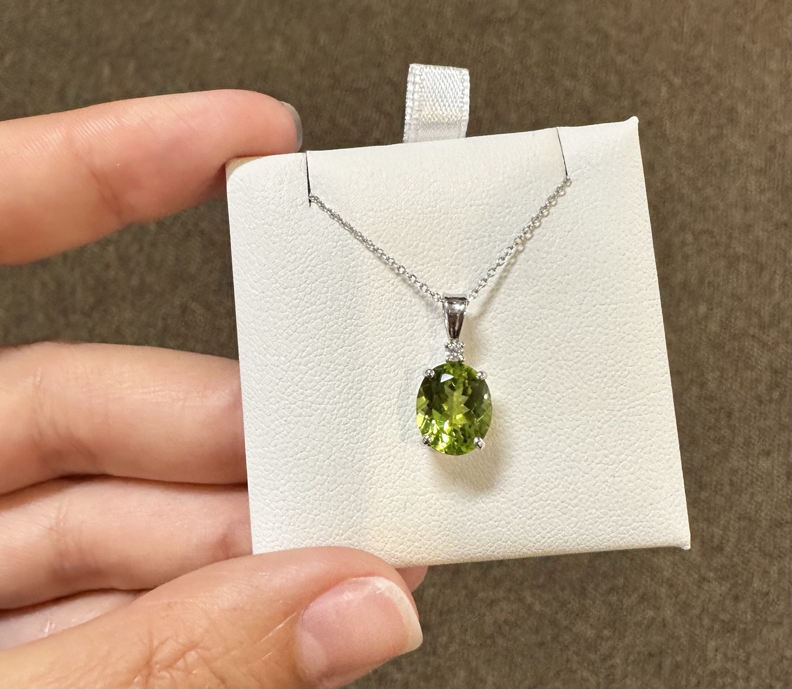 14k White Gold Genuine 2.73 Carat Peridot & Diamond Pendant - Image 7