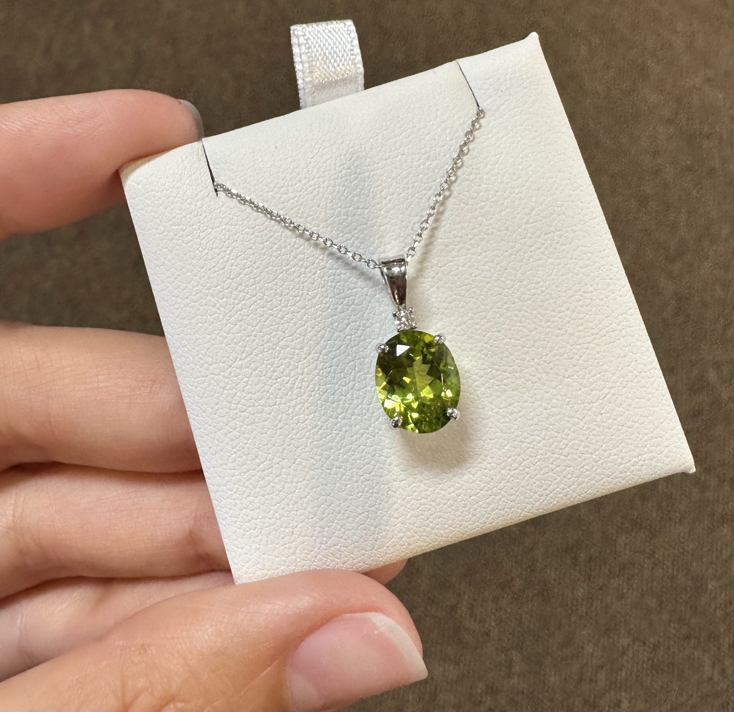 14k White Gold Genuine 2.73 Carat Peridot & Diamond Pendant - Image 6