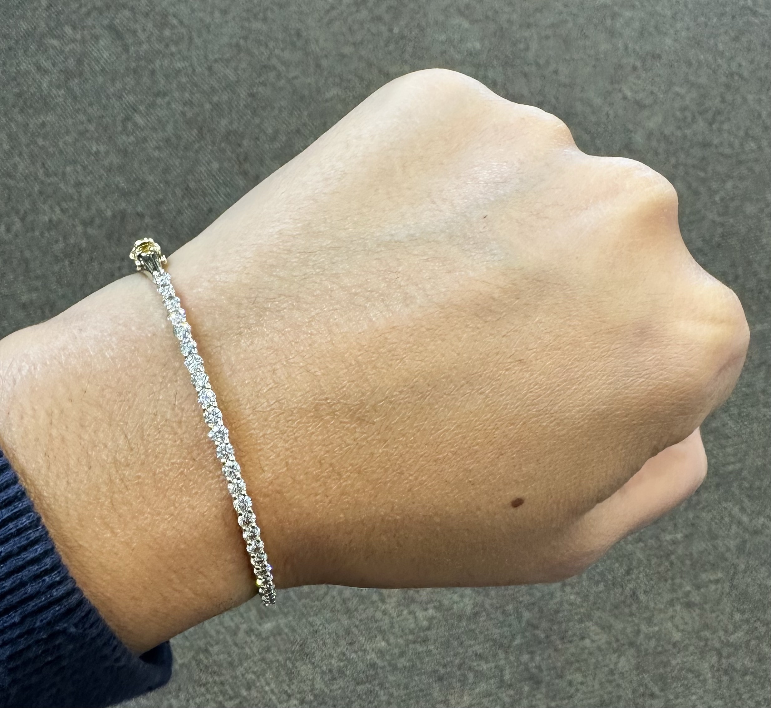 14k Yellow Gold Genuine 1.60 Cttw Round Brilliant Cut Diamond Bangle Bracelet - Image 18