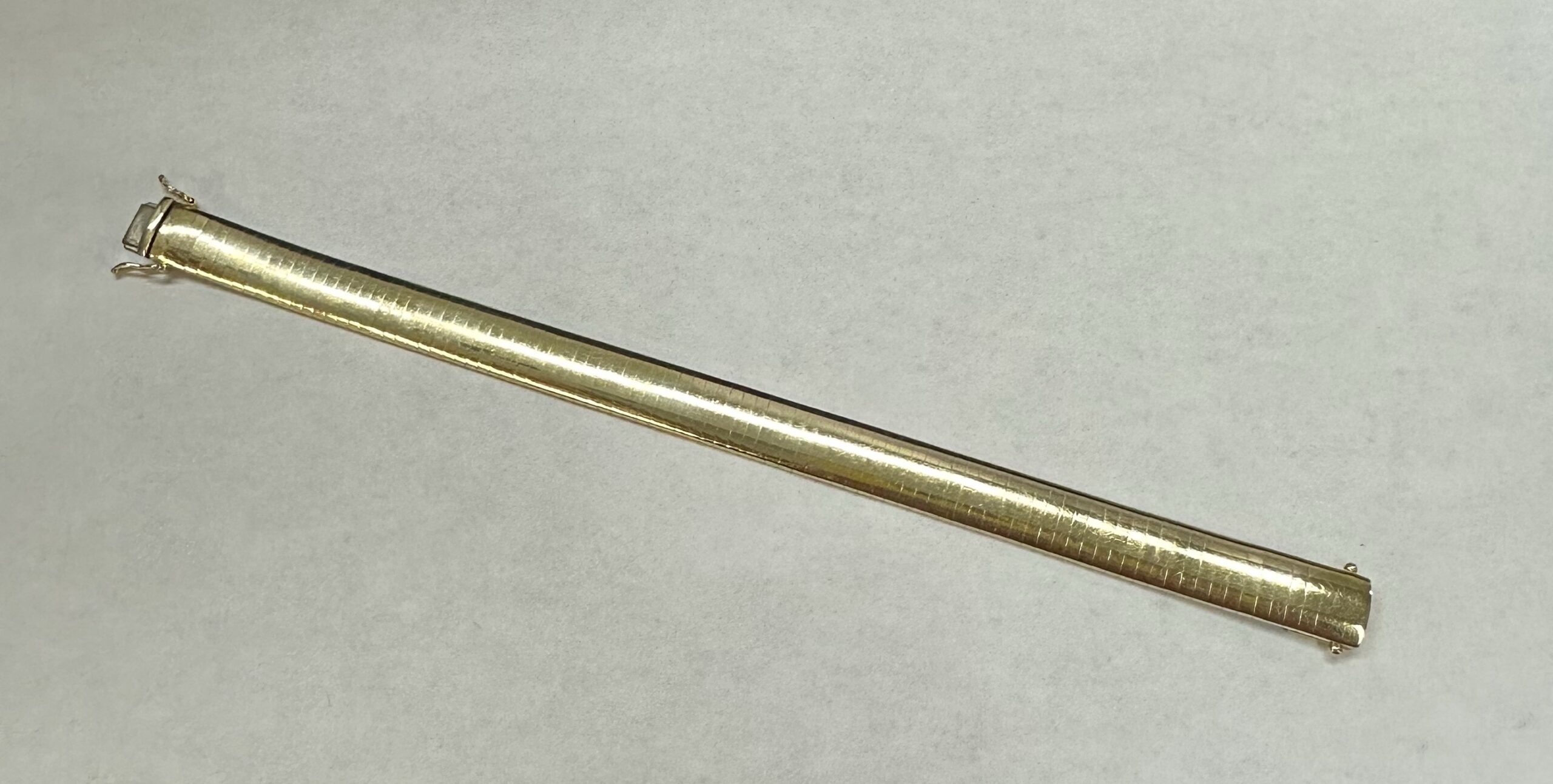14k Yellow Gold 10 MM Omega Style Flexible Bracelet - Image 15