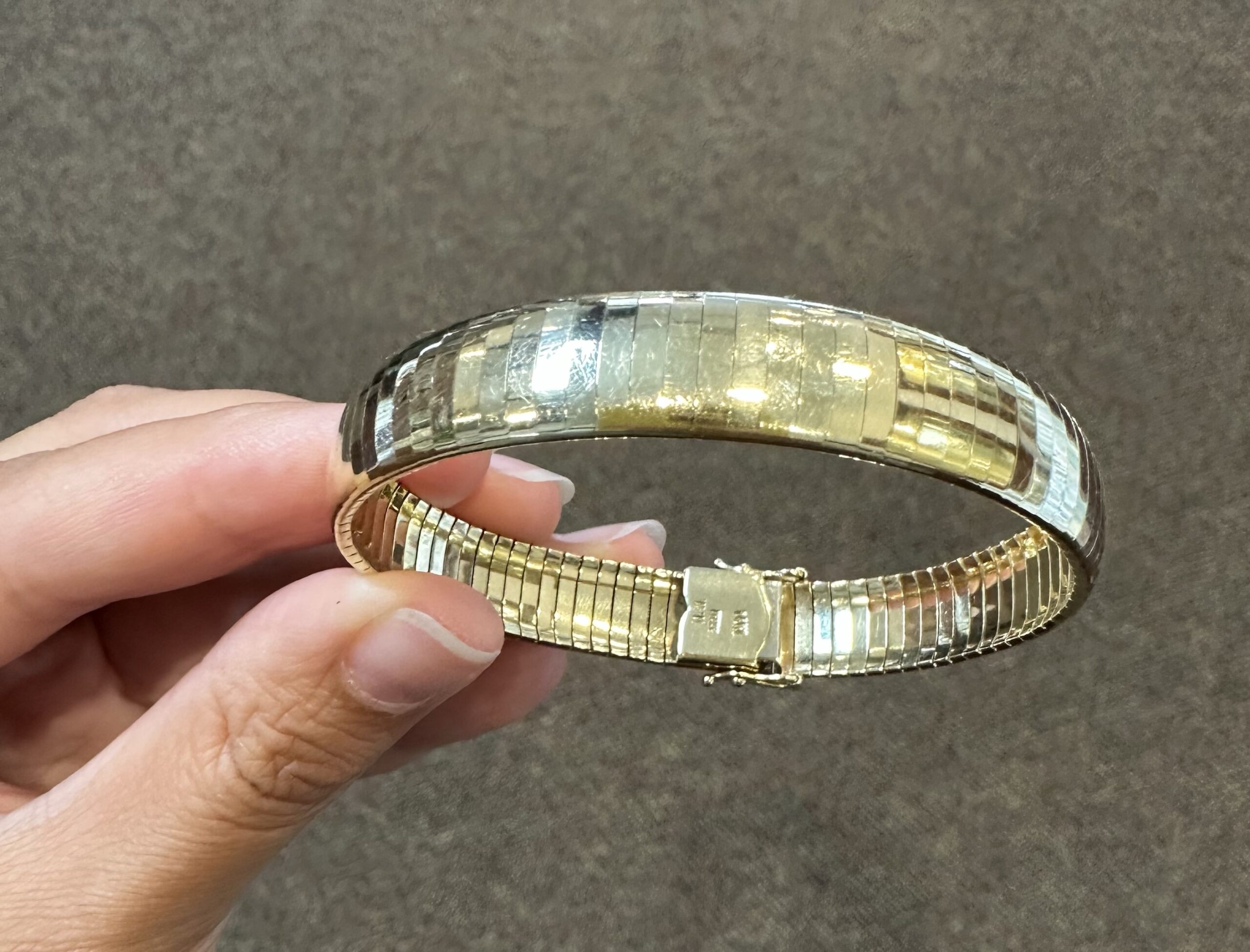 14k Yellow Gold 10 MM Omega Style Flexible Bracelet - Image 39