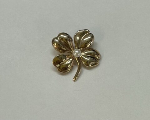 Vintage 14k Yellow Gold Four Leaf Clover Brooch With Seed Pearl Accent