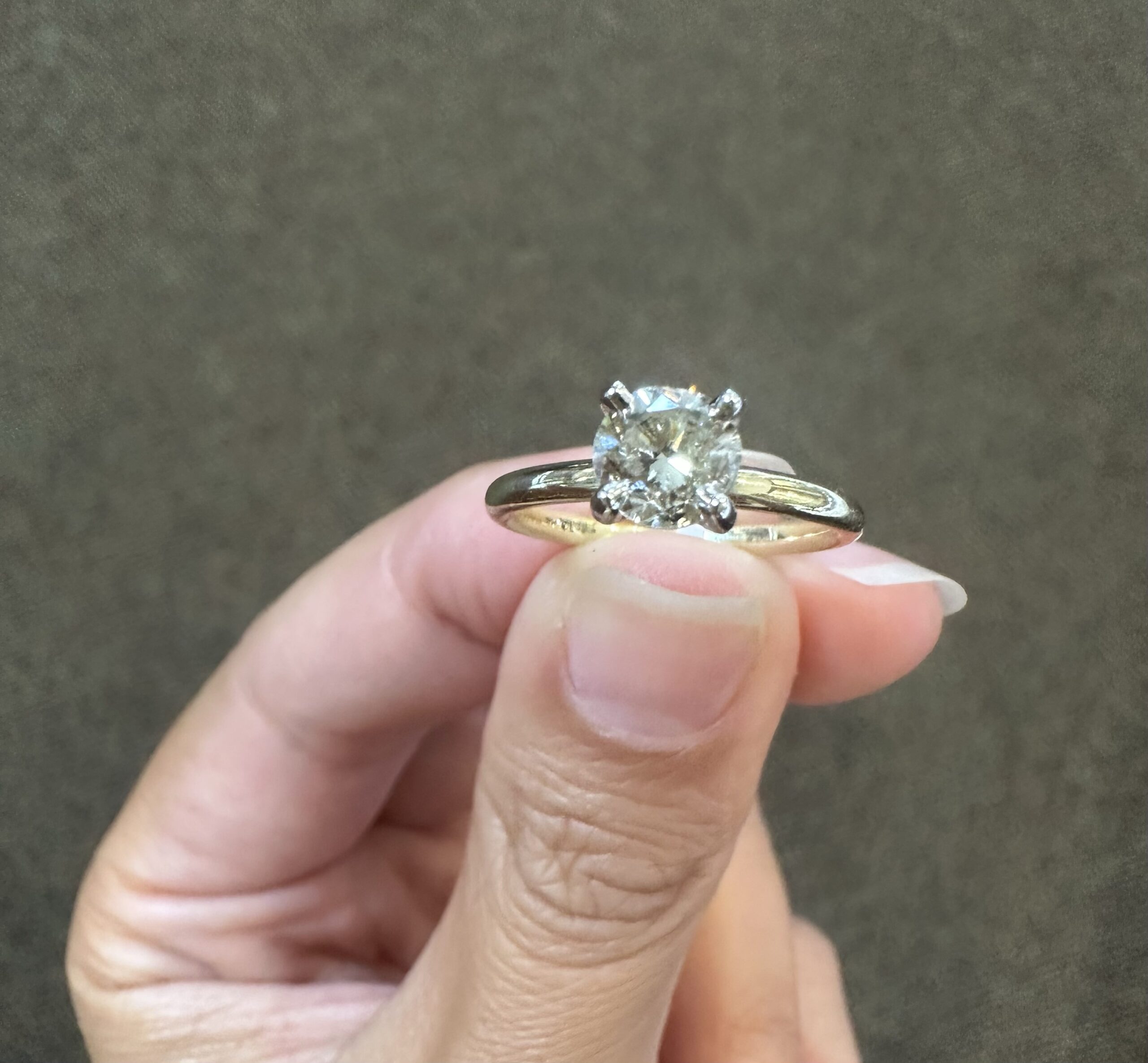 14k 2Tone .96 Carat Round Brilliant Cut Diamond Solitaire - Image 5