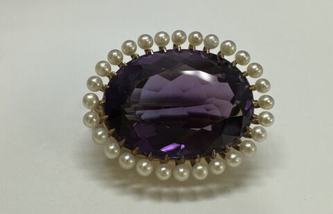 Antique 14k Yellow Gold Genuine 15 Carat Amethyst & Seed Pearl Brooch