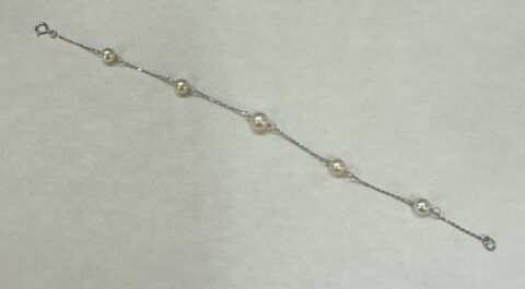 14k White Gold Cultured Saltwater Akoya Pearl Tin Cup Bracelet