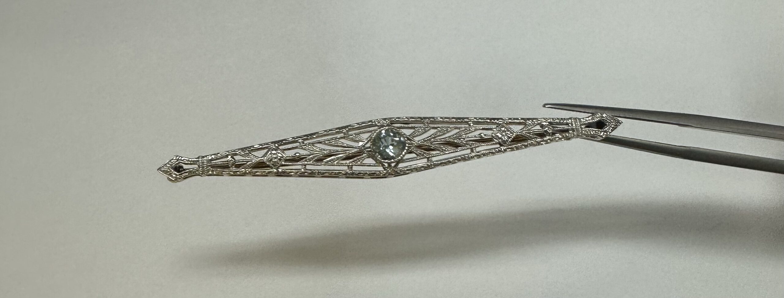 Antique Filigree 14k 2Tone Genuine Aquamarine Brooch