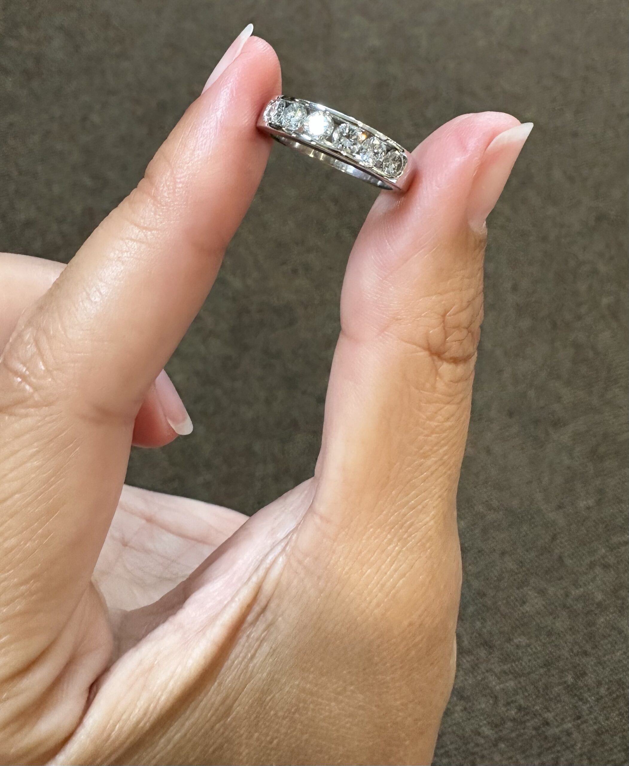 18k White Gold 1/2 Cttw Channel Set Diamond Band - Image 18