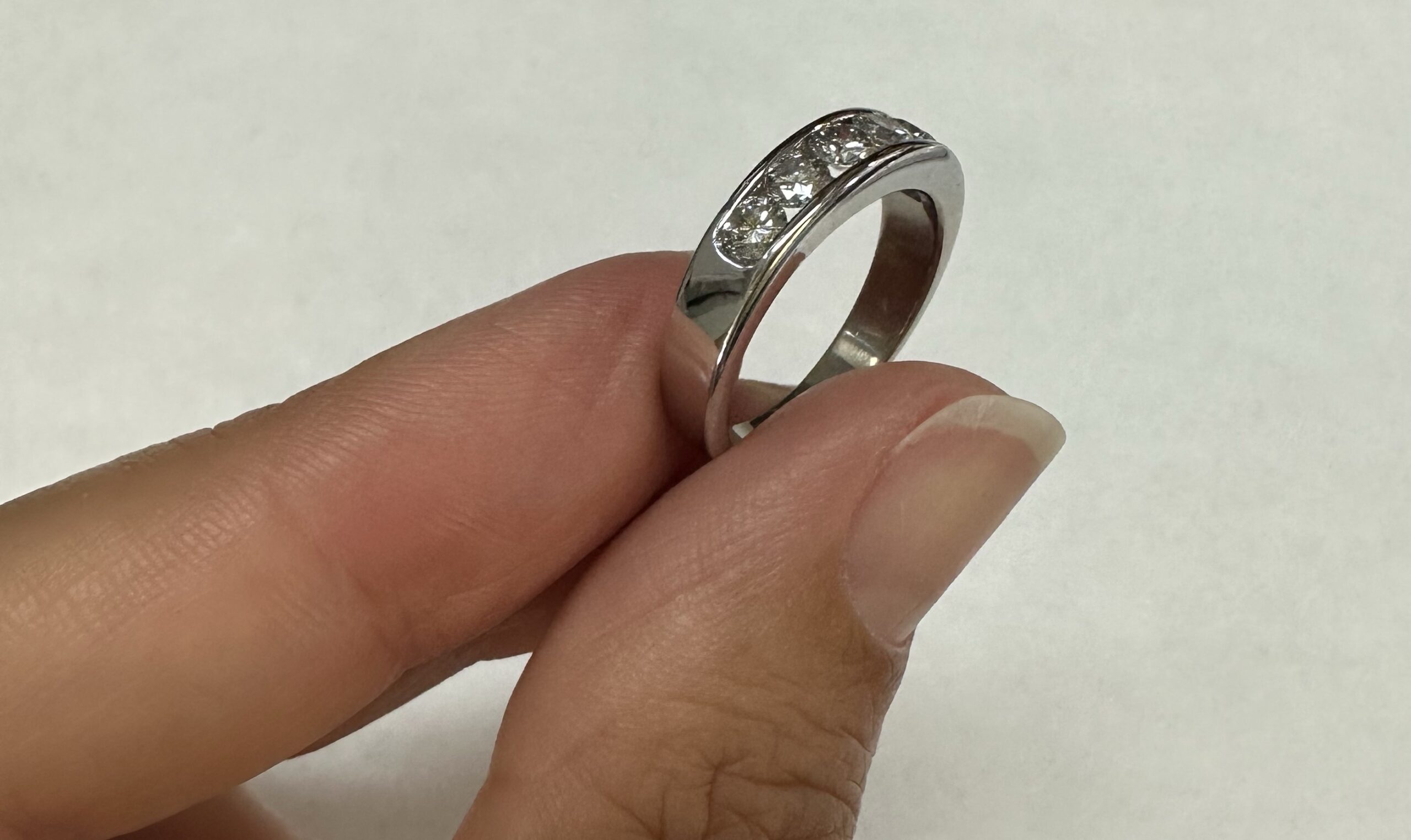 18k White Gold 1/2 Cttw Channel Set Diamond Band - Image 8