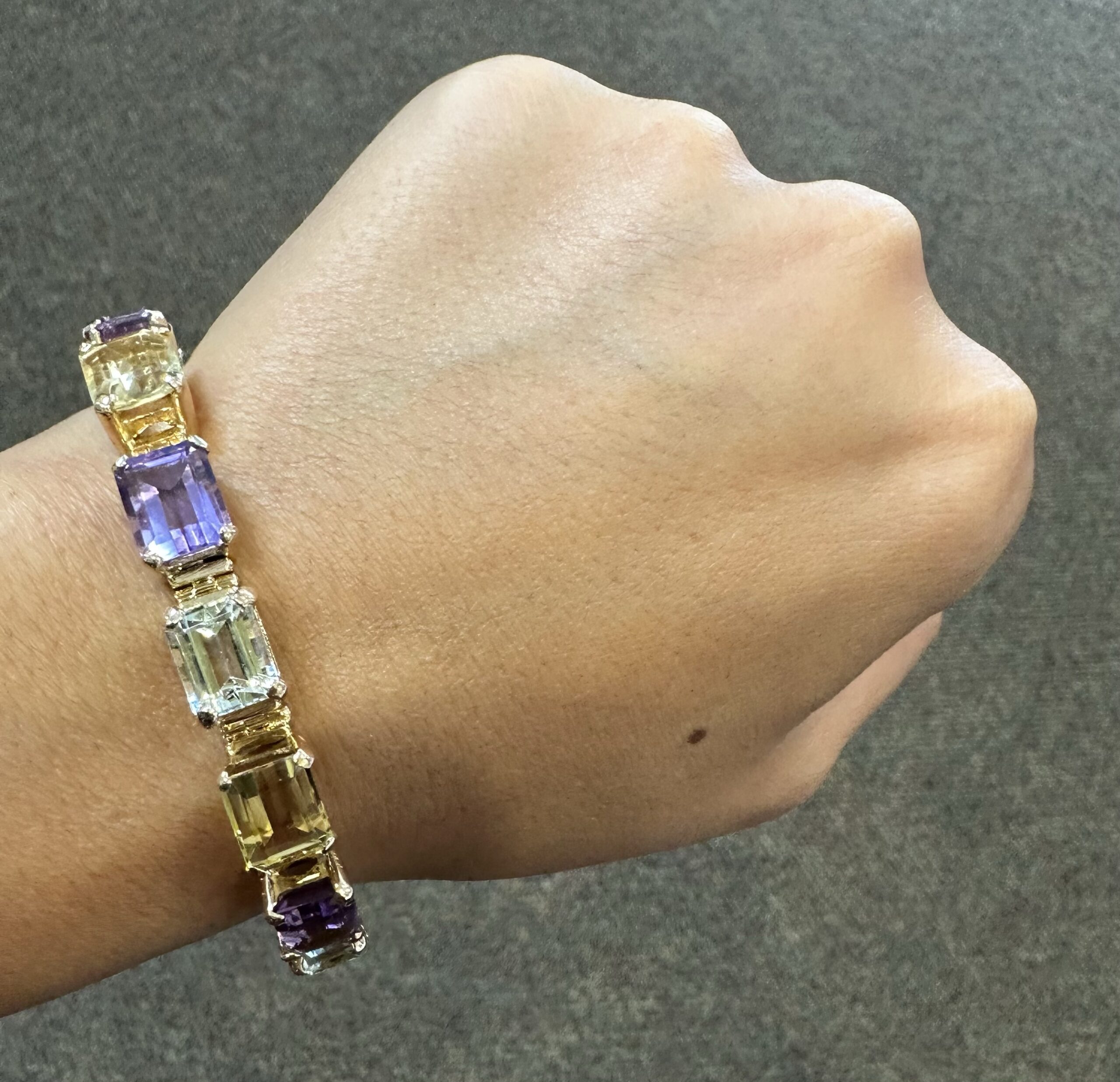 Vintage One-Of-A-Kind 18k Yellow Gold Filigree Block Style Genuine Aquamarine, Citrine, & Amethyst Bracelet - Image 28