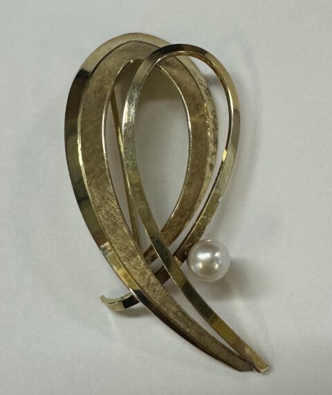 Vintage 14k Yellow Gold Freeform Brooch With Pearl Accent