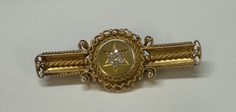 Antique 10k Yellow Gold 1/4 Cttw Bar Pin