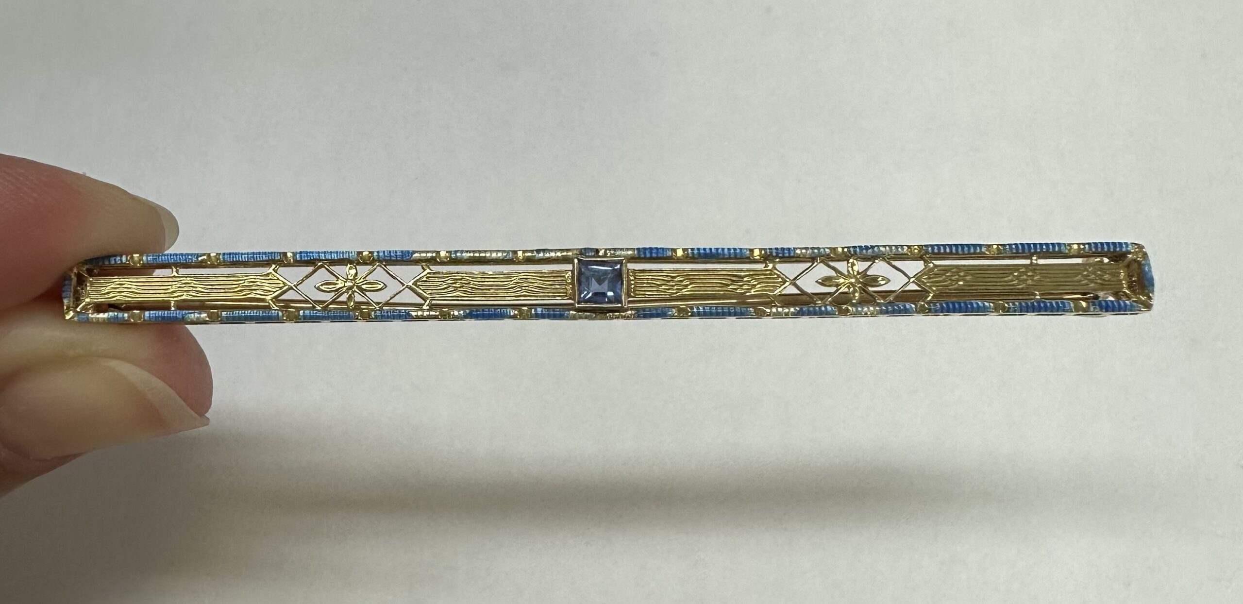 Antique 14k Yellow Gold Bar Pin With Sapphire Accent - Image 3