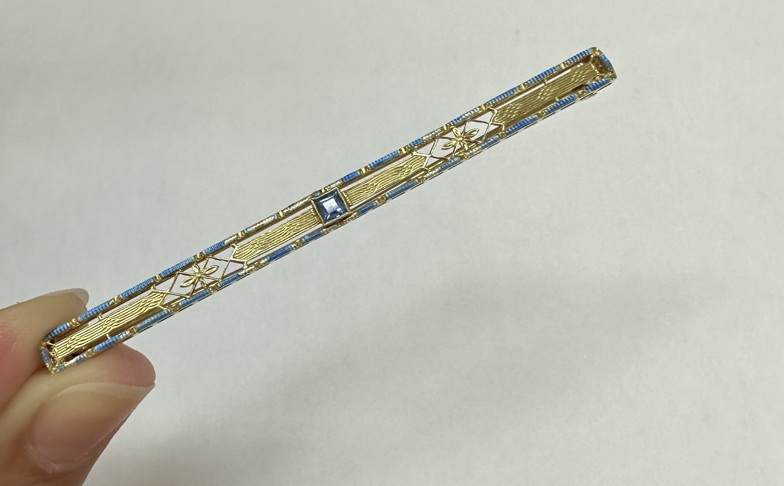 Antique 14k Yellow Gold Bar Pin With Sapphire Accent - Image 2