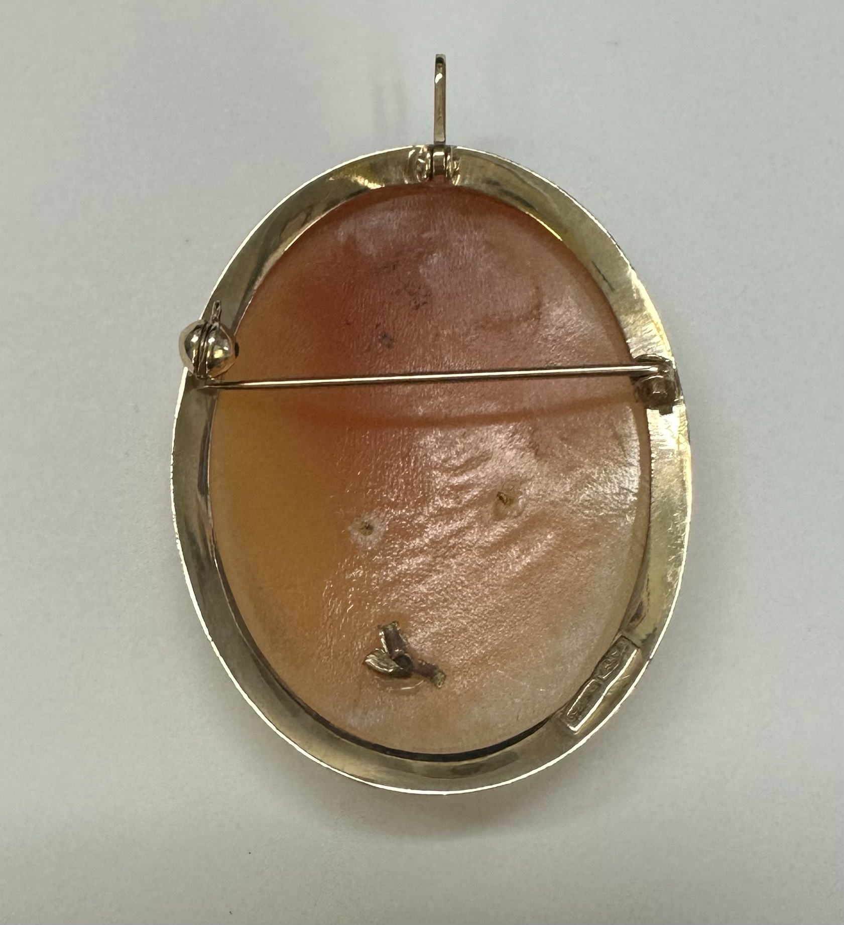 Vintage 14k Yellow Gold Cameo With Diamond Accent - Image 17
