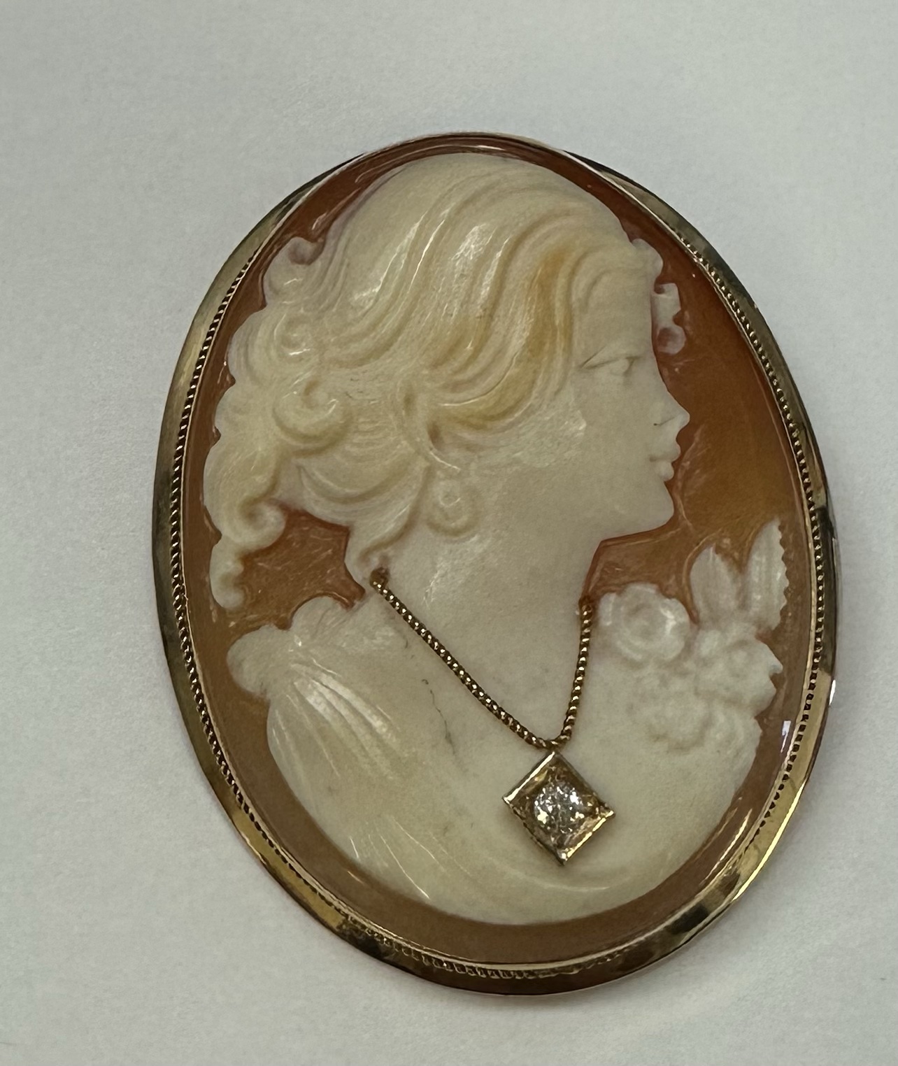 Vintage 14k Yellow Gold Cameo With Diamond Accent - Image 11