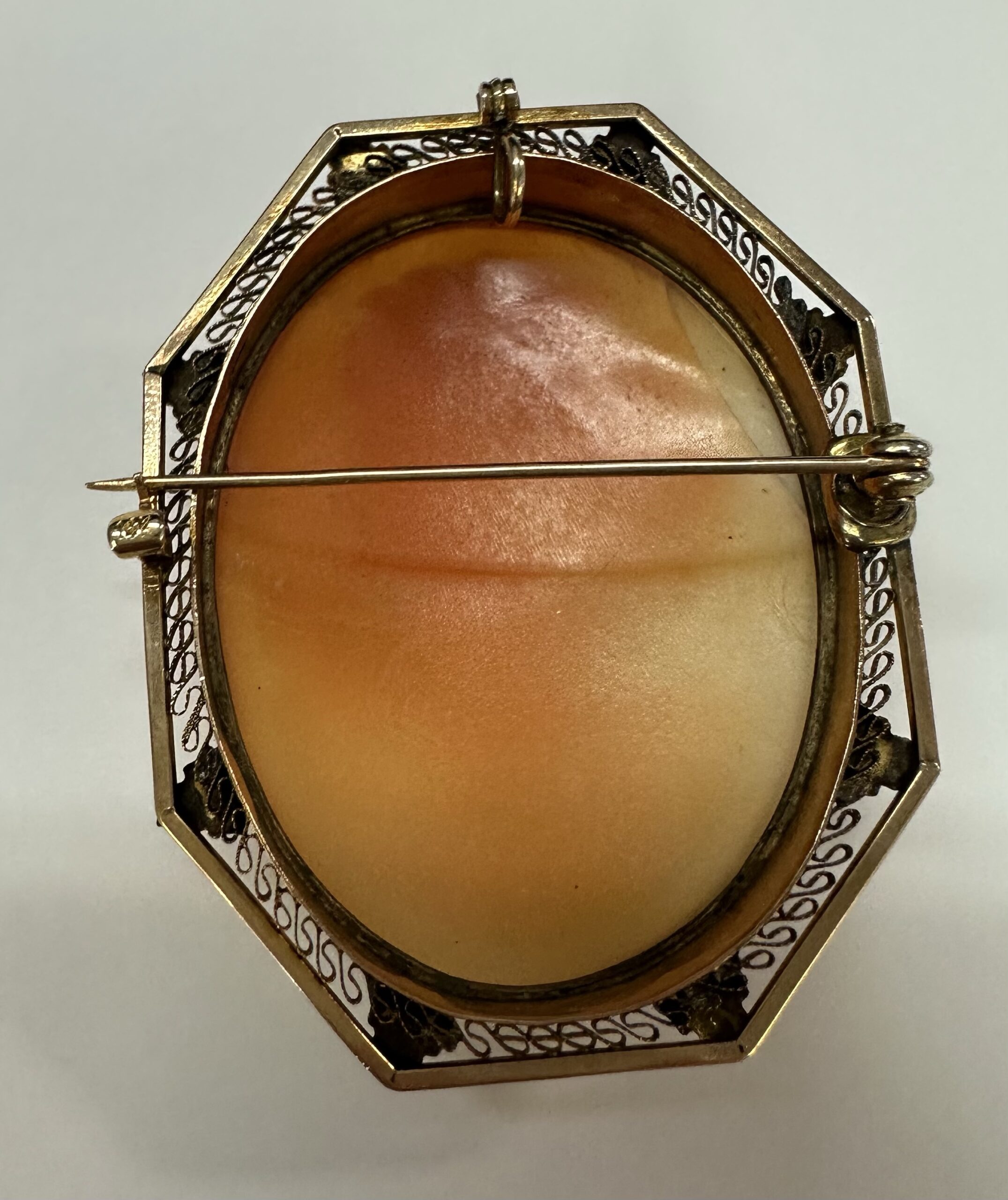 Vintage 14k Yellow Gold Filigree Octagonal Carved Cameo Brooch - Image 12