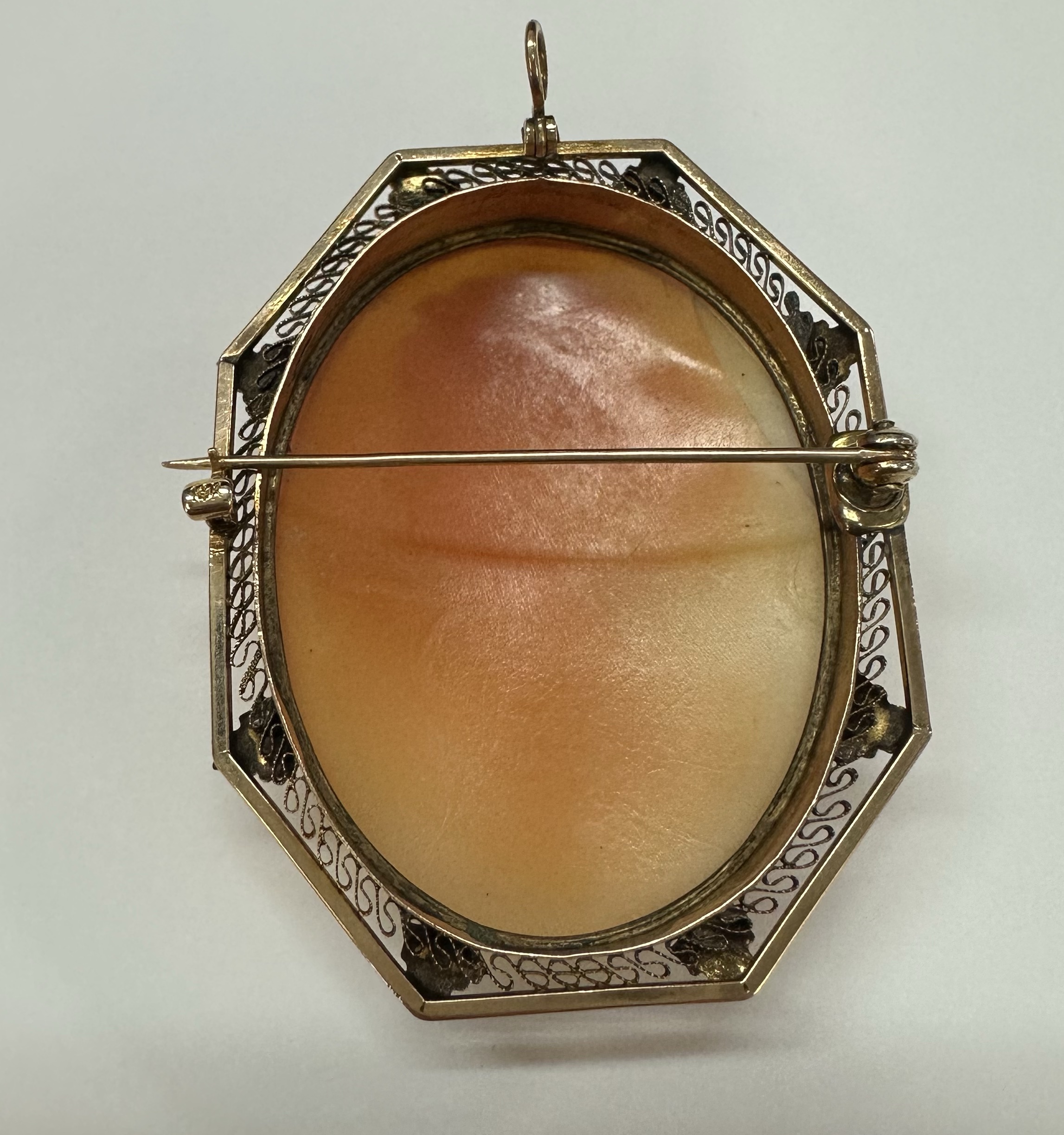 Vintage 14k Yellow Gold Filigree Octagonal Carved Cameo Brooch - Image 11