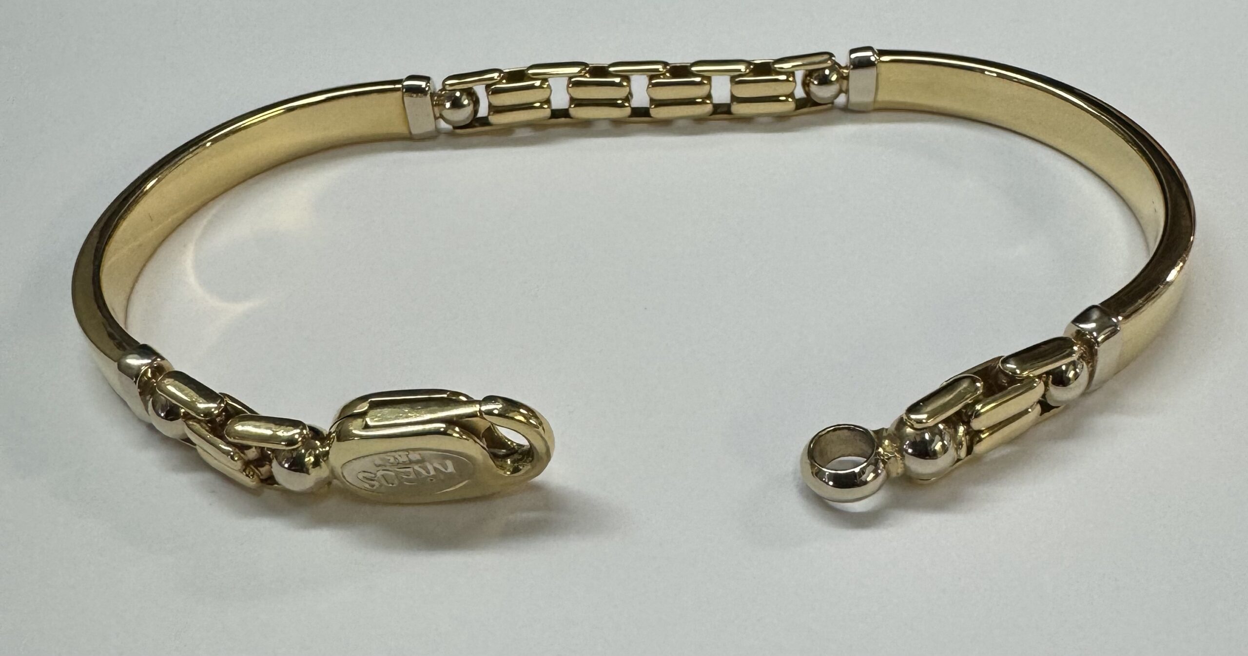 Men’s 18k yellow Gold Bangle & Link Style Bracelet - Image 5