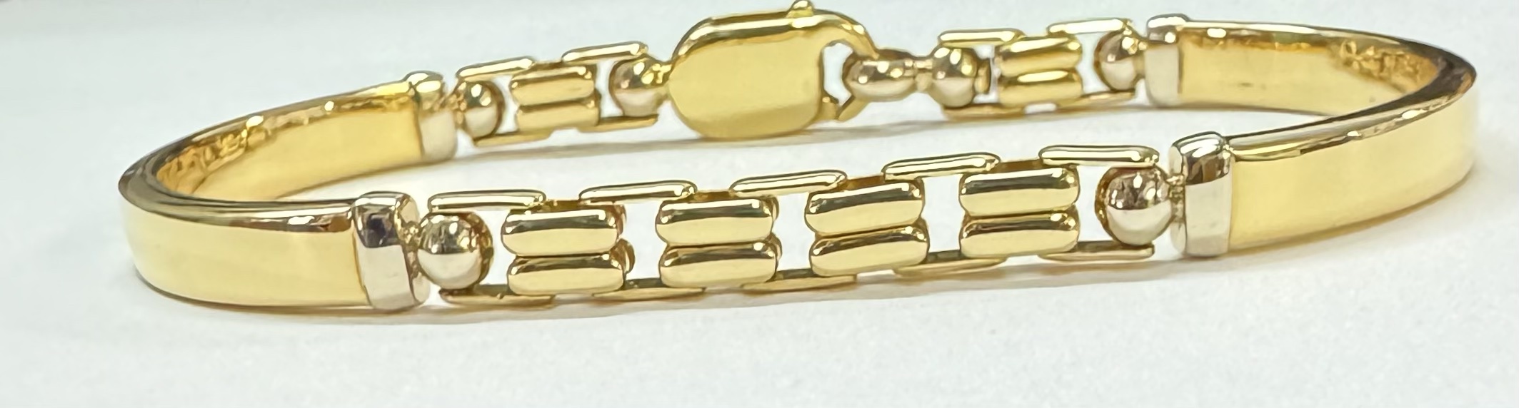 Men’s 18k yellow Gold Bangle & Link Style Bracelet - Image 21