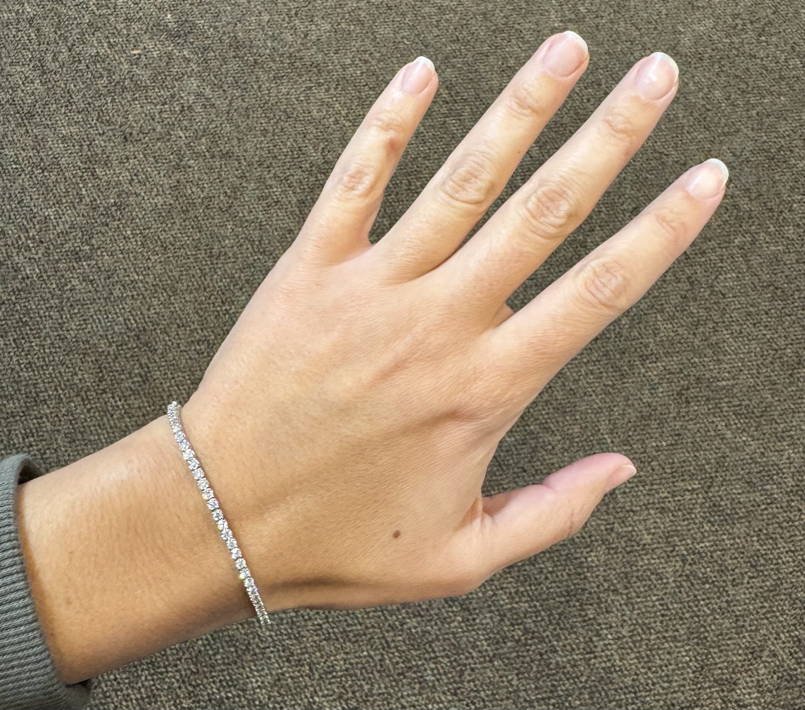 14k White Gold Genuine 3.05 Carat Round Brilliant Cut Diamond Tennis Bracelet - Image 19