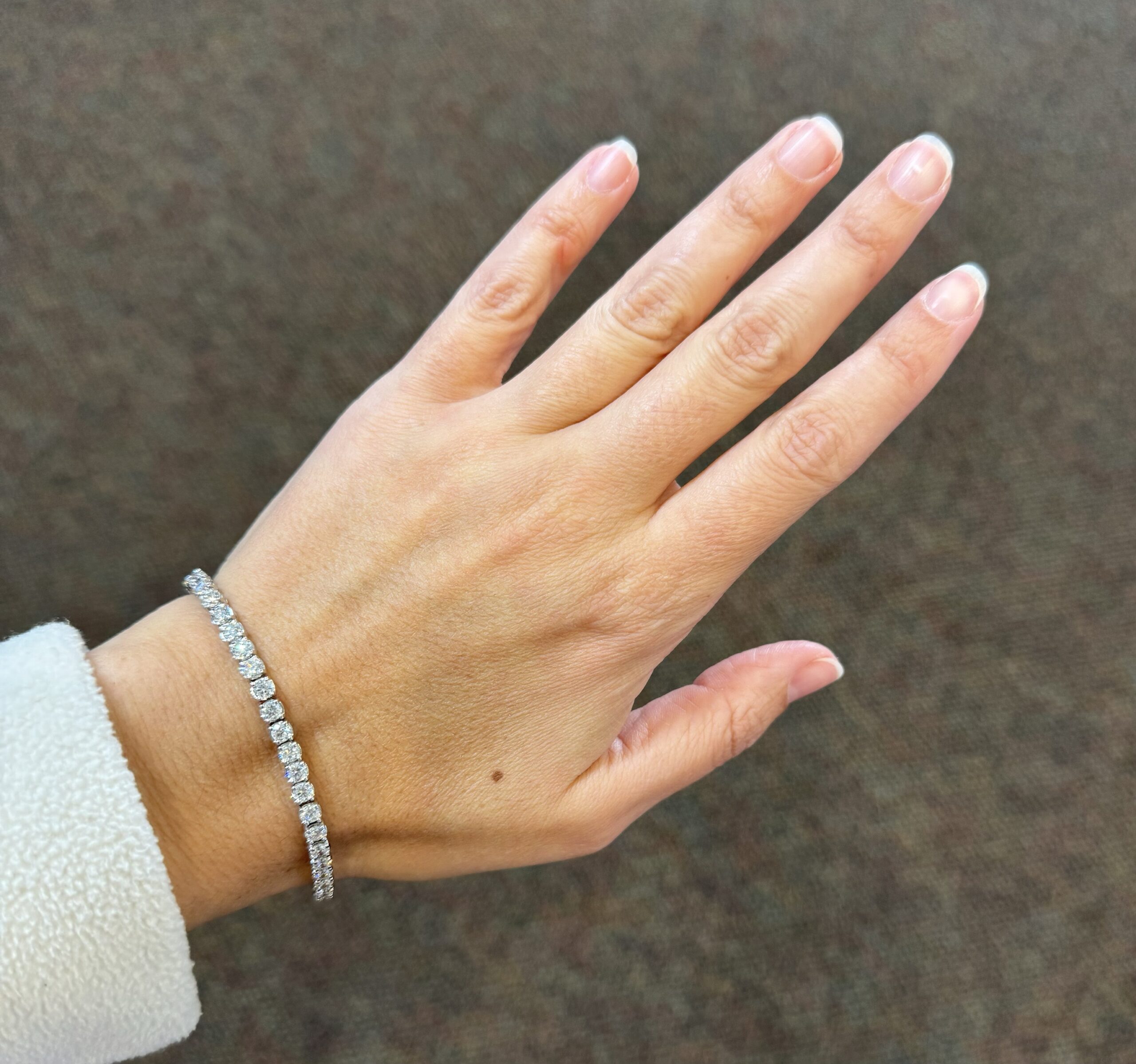 14k White Gold Genuine 7.19 Carat Round Brilliant Cut Diamond Tennis Bracelet - Image 28