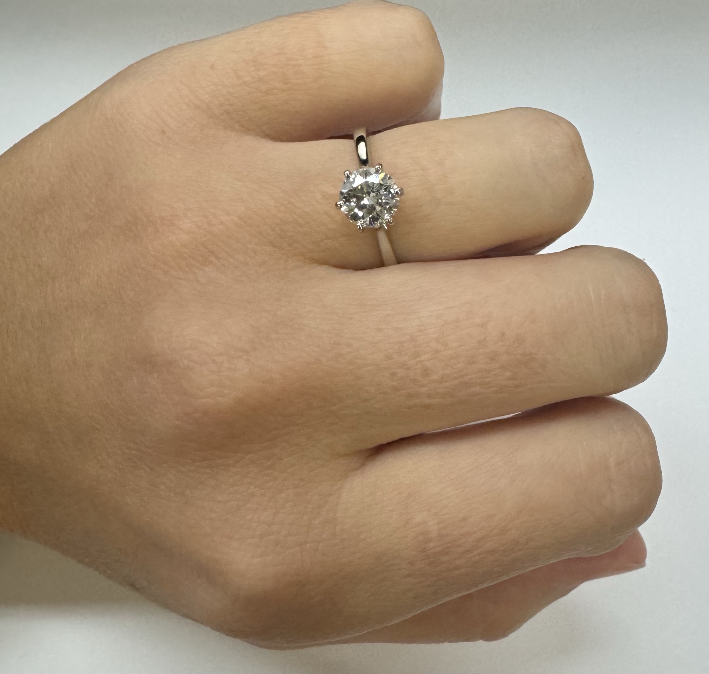 Platinum 6 Prong 1.04 Carat Lab Grown Round Brilliant Cut Diamond Engagement Ring - Image 14