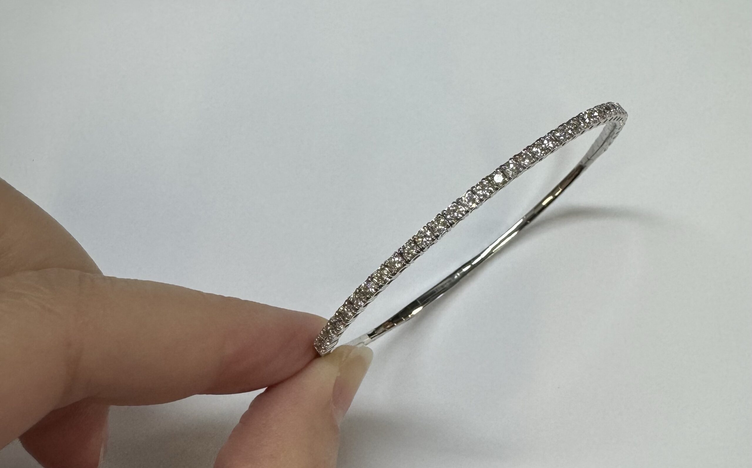 14k White Gold 1.50 Cttw Genuine Round Brilliant Cut Diamond Flexible Bangle Bracelet - Image 15