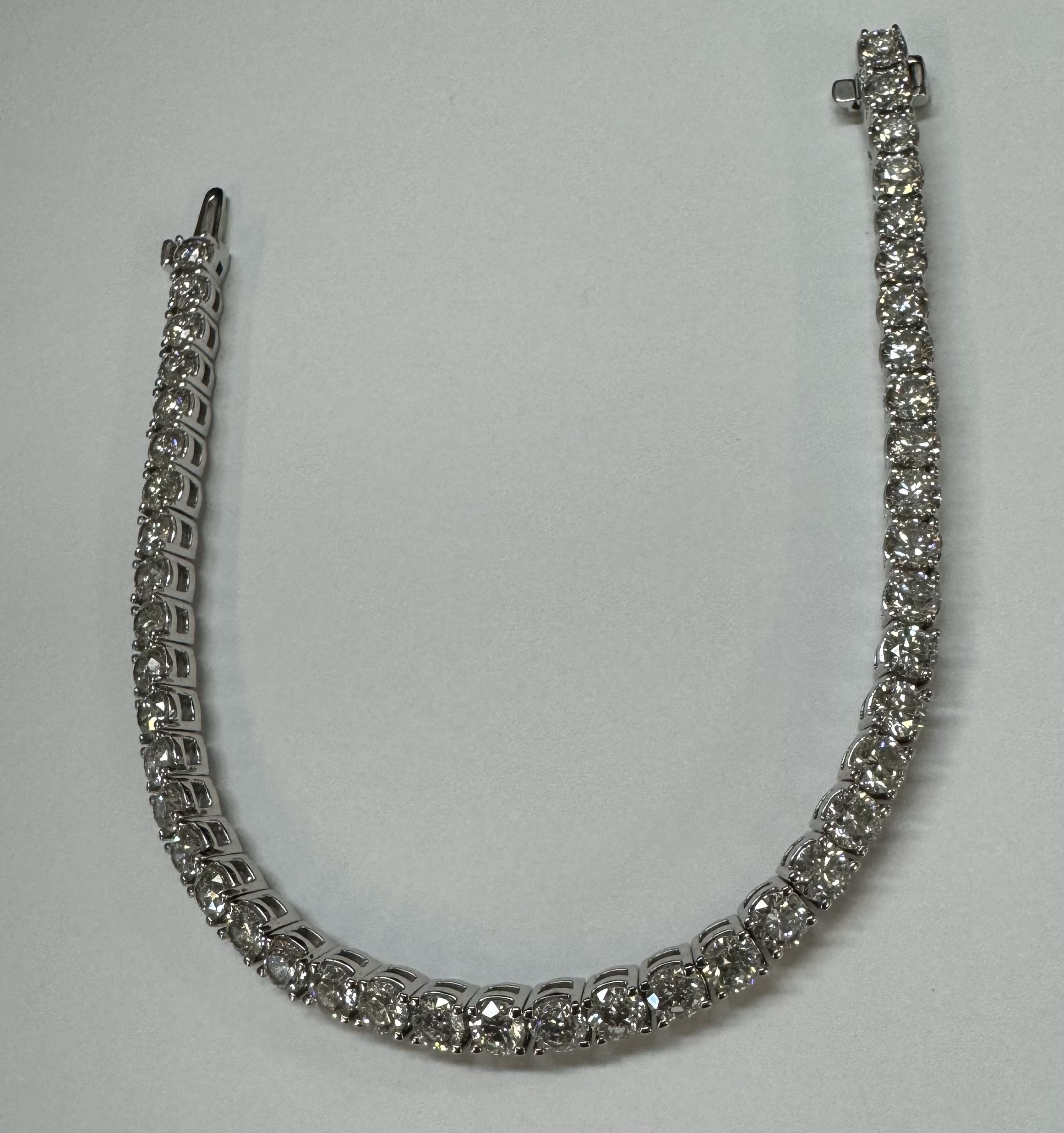 14k White Gold 8.94 Cttw Round Brilliant Cut Diamond Tennis Bracelet - Image 40