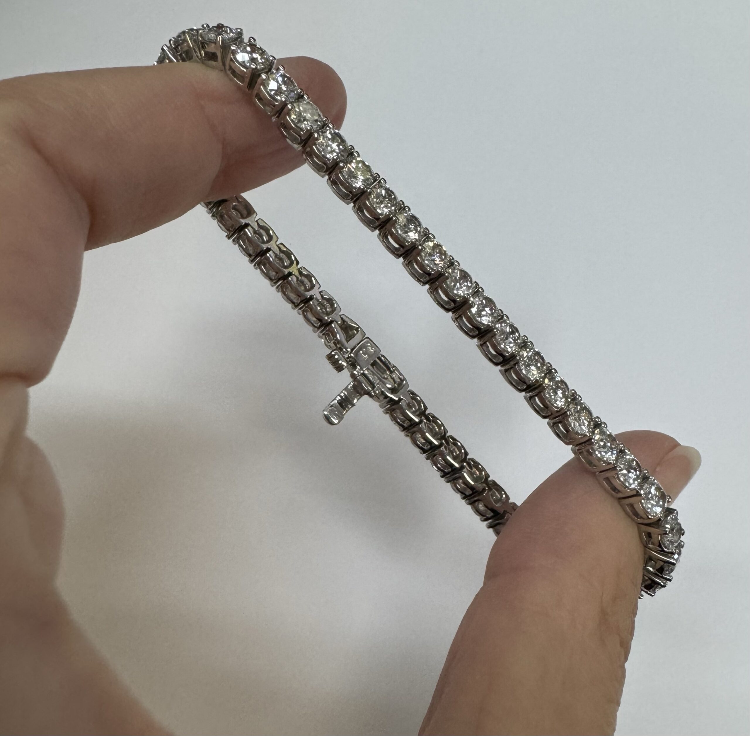 14k White Gold 8.94 Cttw Round Brilliant Cut Diamond Tennis Bracelet - Image 28