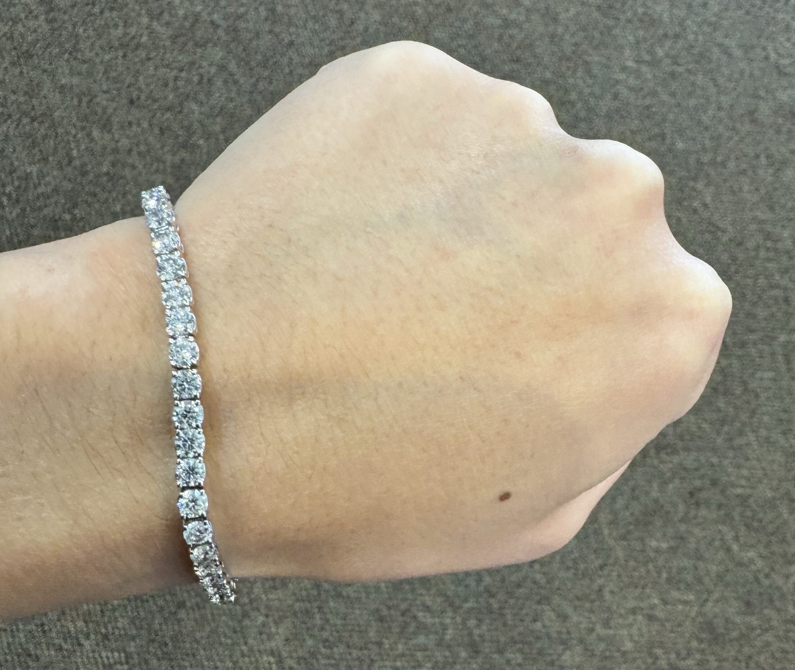 14k White Gold 8.94 Cttw Round Brilliant Cut Diamond Tennis Bracelet - Image 11