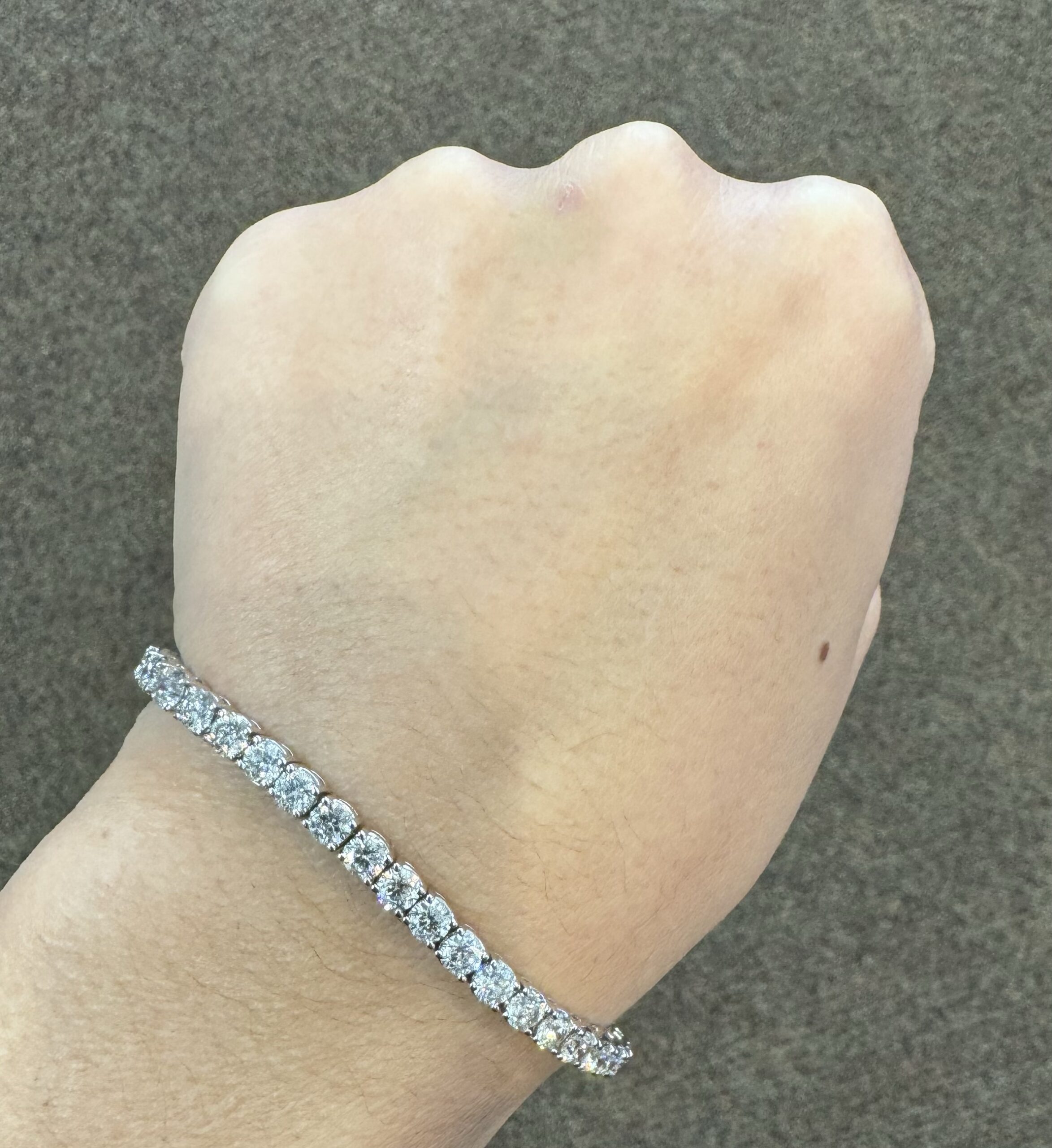 14k White Gold 8.94 Cttw Round Brilliant Cut Diamond Tennis Bracelet - Image 10