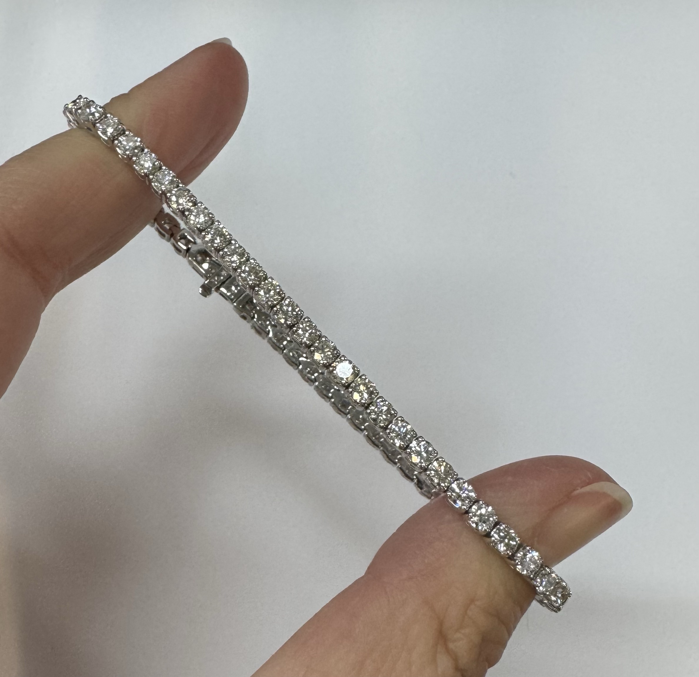 14k White Gold Genuine 5.15 Cttw Round Brilliant Cut Diamond Bracelet - Image 32